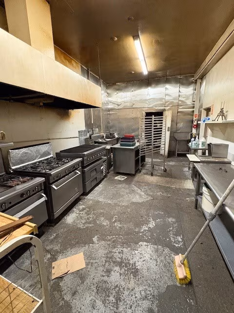 Full Restaurant for Lease in Los Angeles CA - Image 4