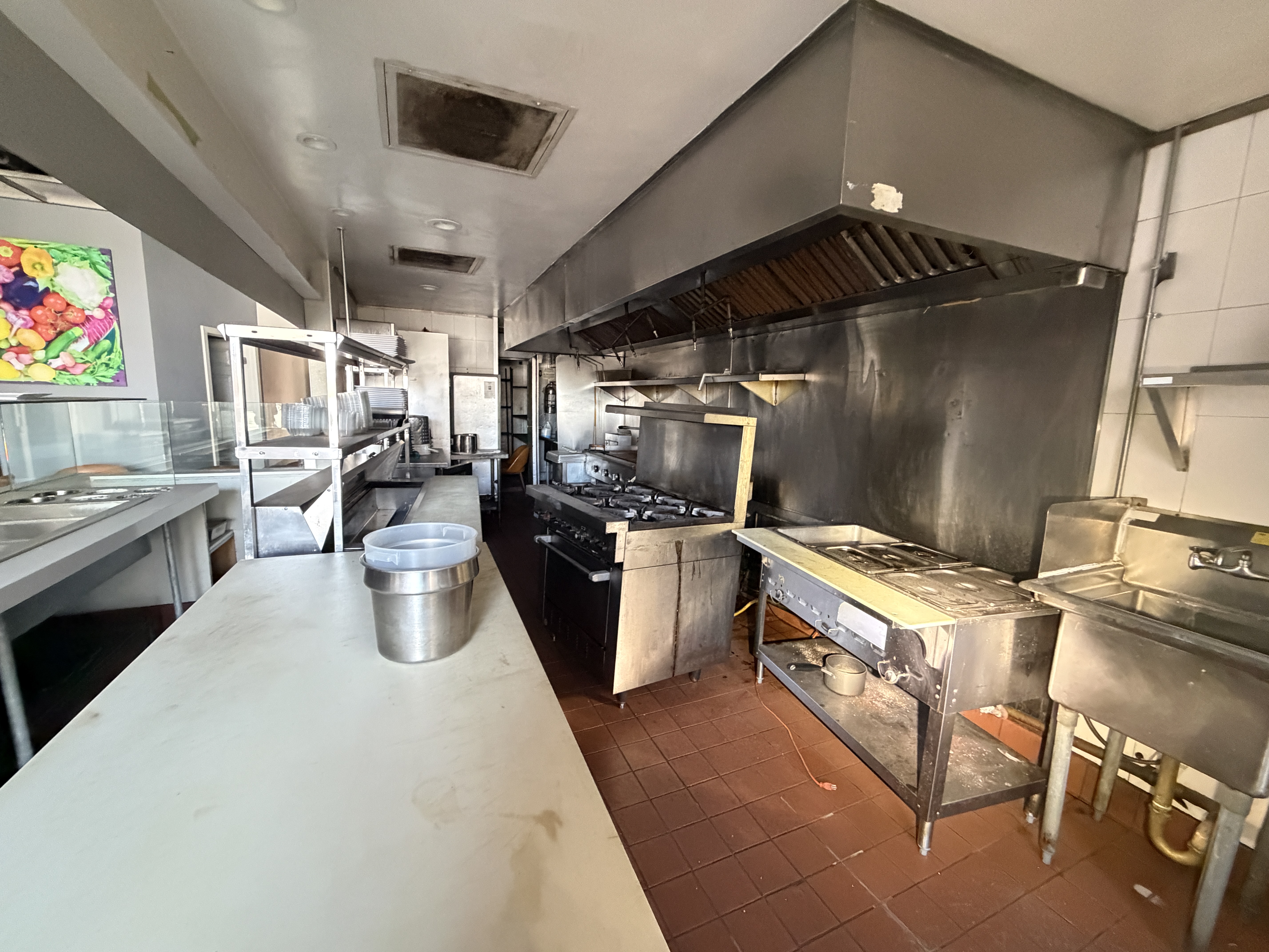 Great opportunity near UCLA with outstanding visibility and foot traffic - Thumbnail 4