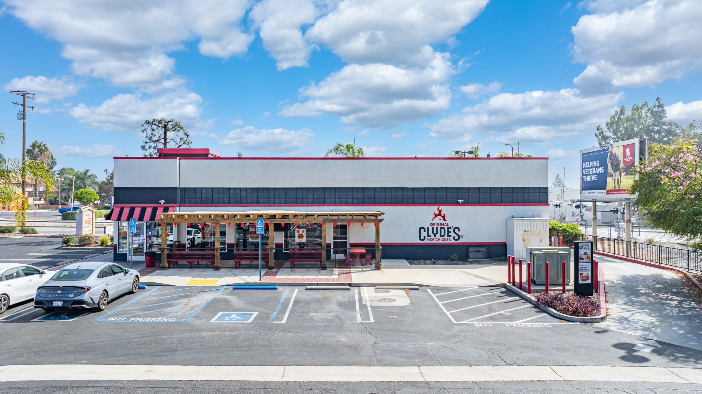 Drive-Thru Restaurant for Sale in Omaha, NE, 2,783 SF