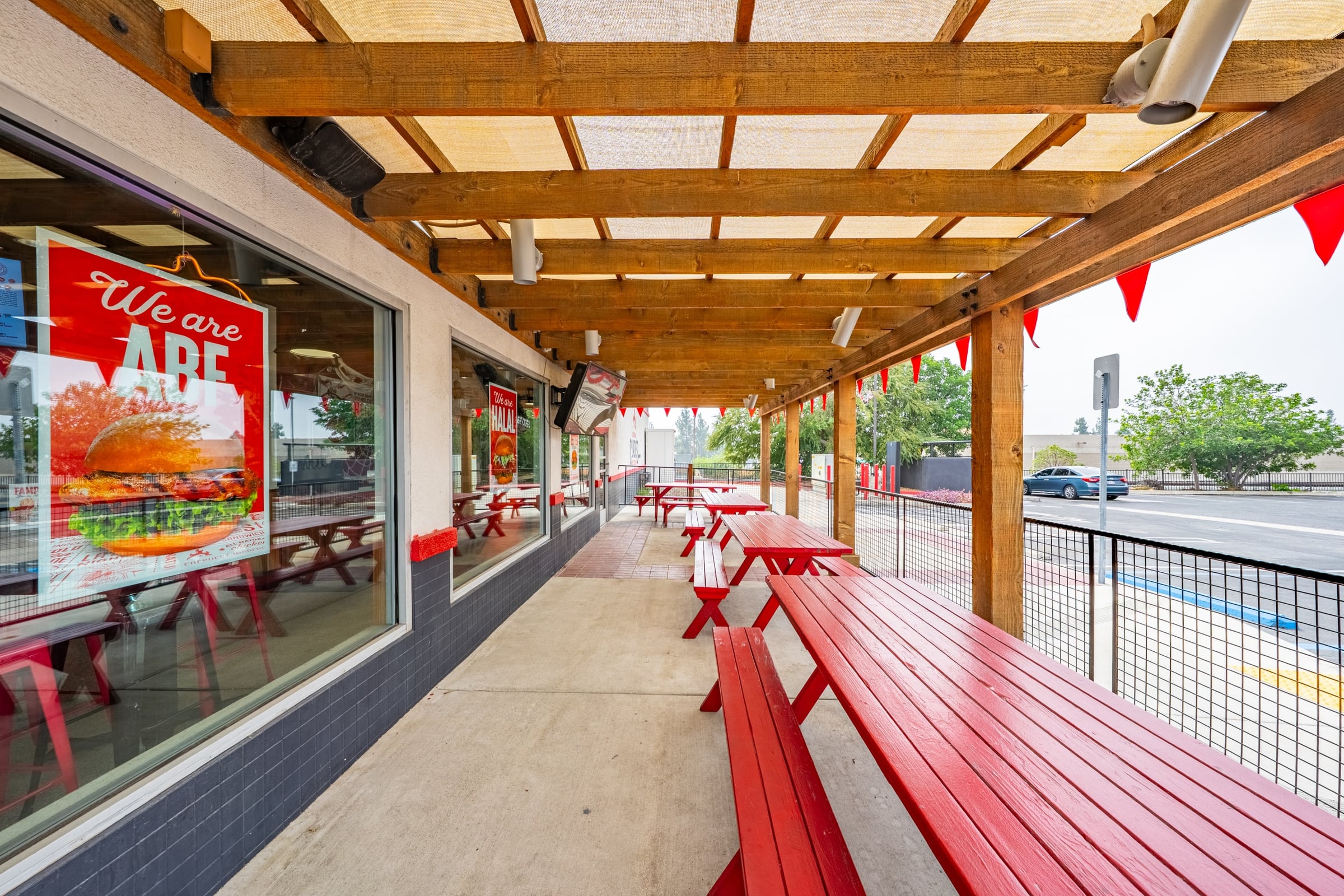 Drive-Thru Restaurant for Sale in Omaha, NE, 2,783 SF