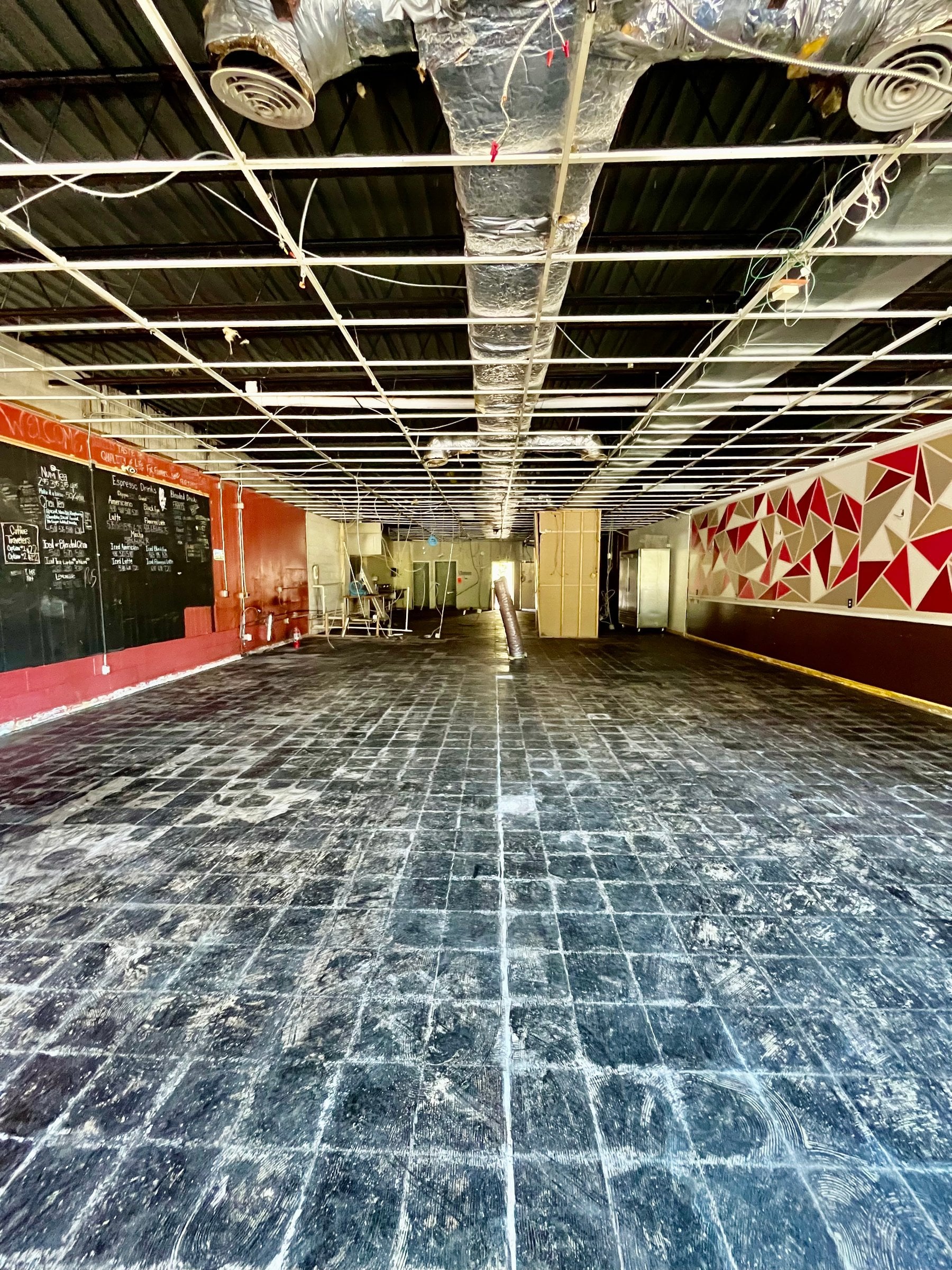 Multi-Use Full Restaurant for Lease in Park Hills, KY, 2,400 SF - Thumbnail 1