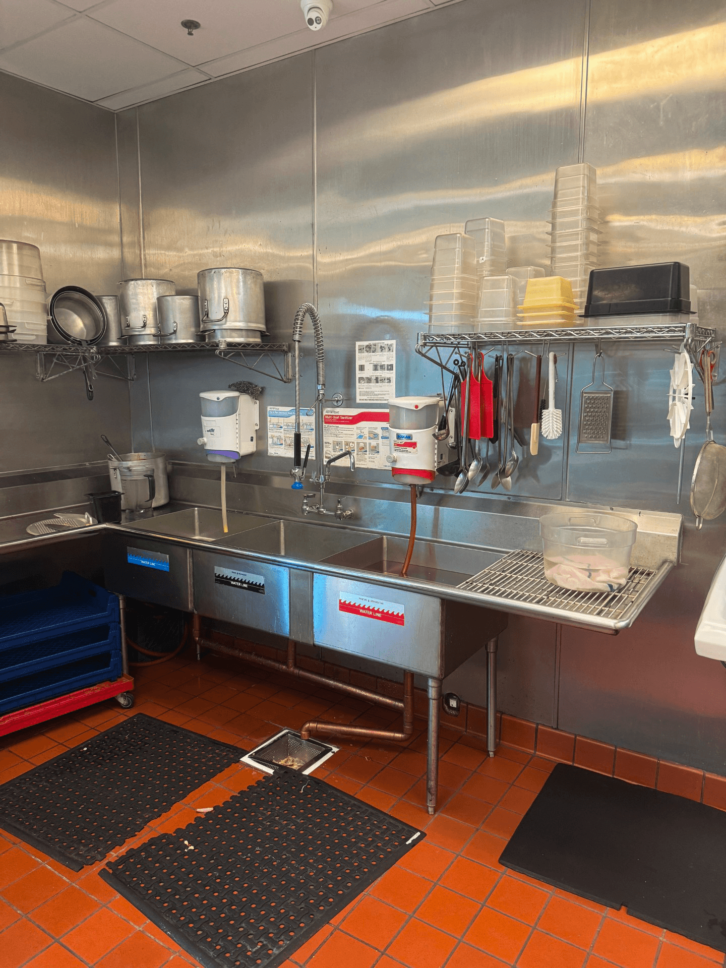 Full Restaurant for Lease in Bakersfield, CA, 3,267 SF - Thumbnail 2