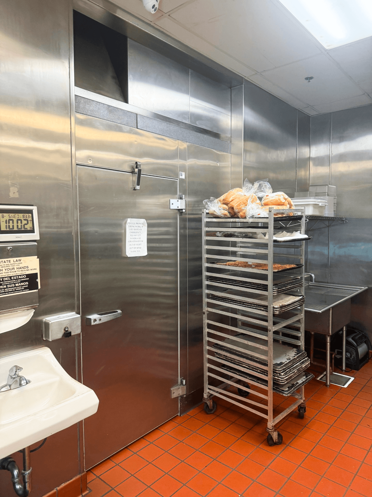 Full Restaurant for Lease in Bakersfield, CA, 3,267 SF - Thumbnail 5