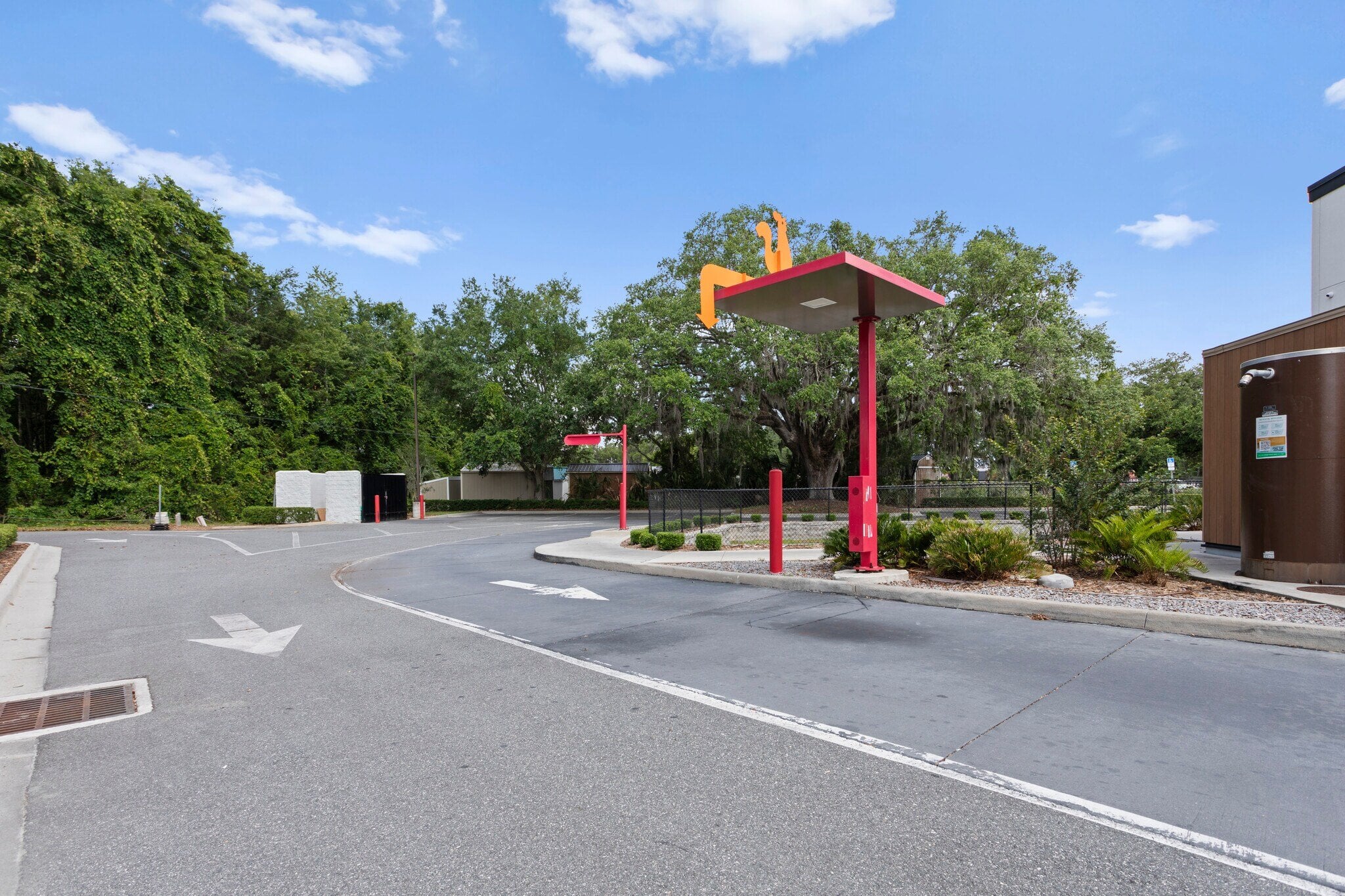 Drive-Thru Restaurant for Lease in Chiefland, FL, 2,146 SF - Thumbnail 2