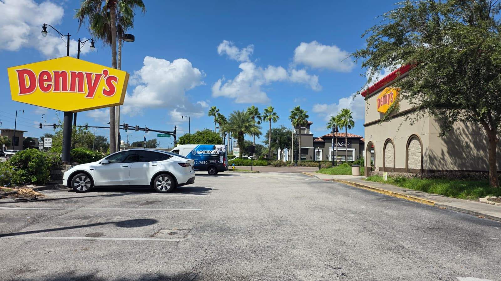 Full Restaurant for Lease in Altamonte Springs, FL, 5,390 SF - Thumbnail 3