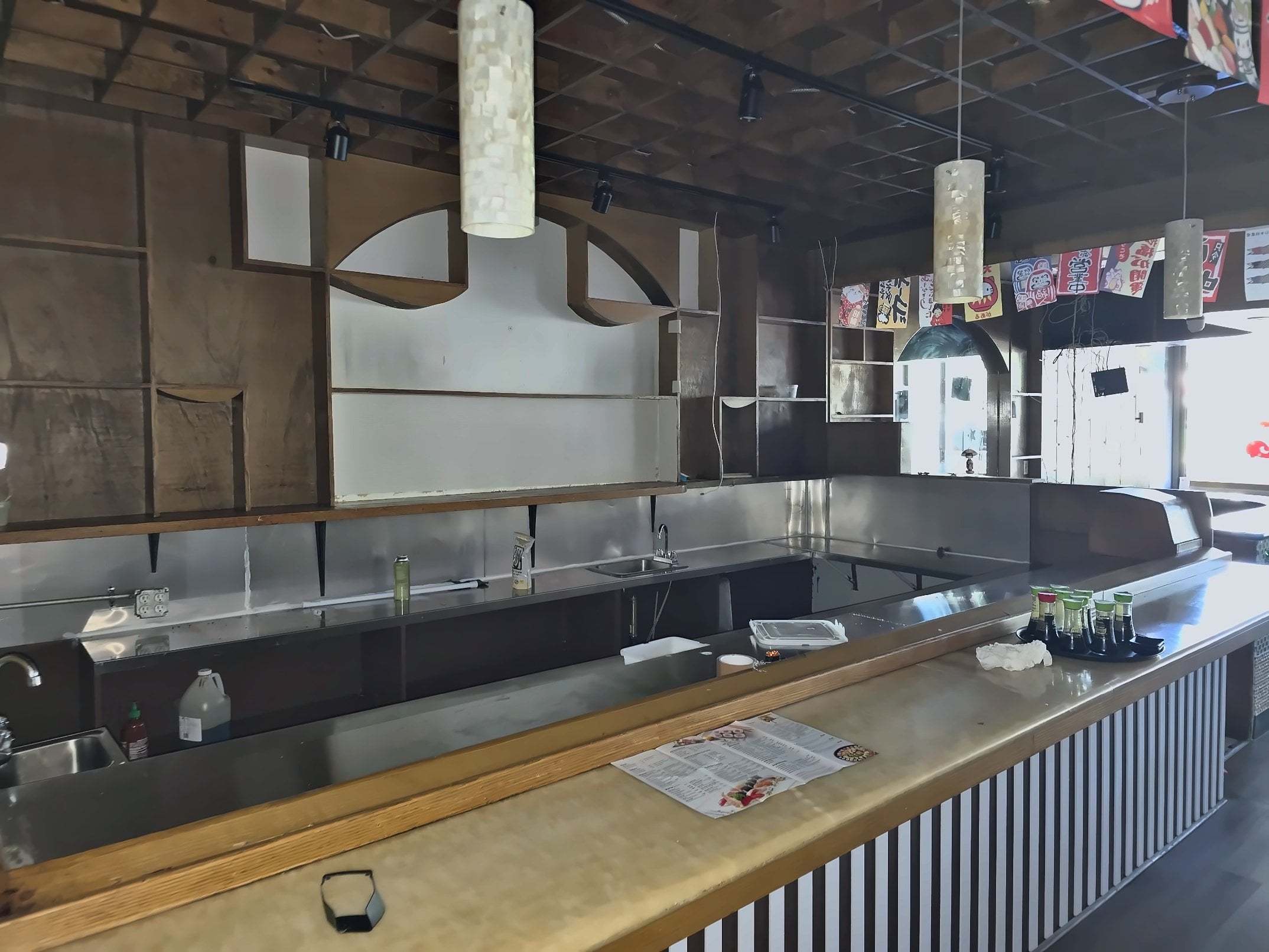 Multi-Use Full Restaurant for Lease in Great Neck, NY, 2,415 SF - Thumbnail 1