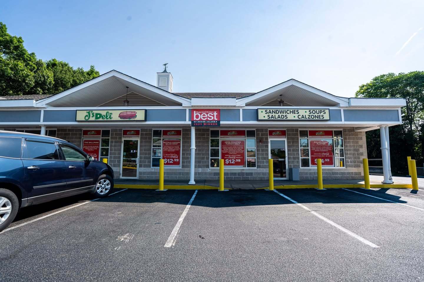 Multi-Use Full Restaurant for Lease in Woonsocket, RI, 2,800 SF - Thumbnail 3