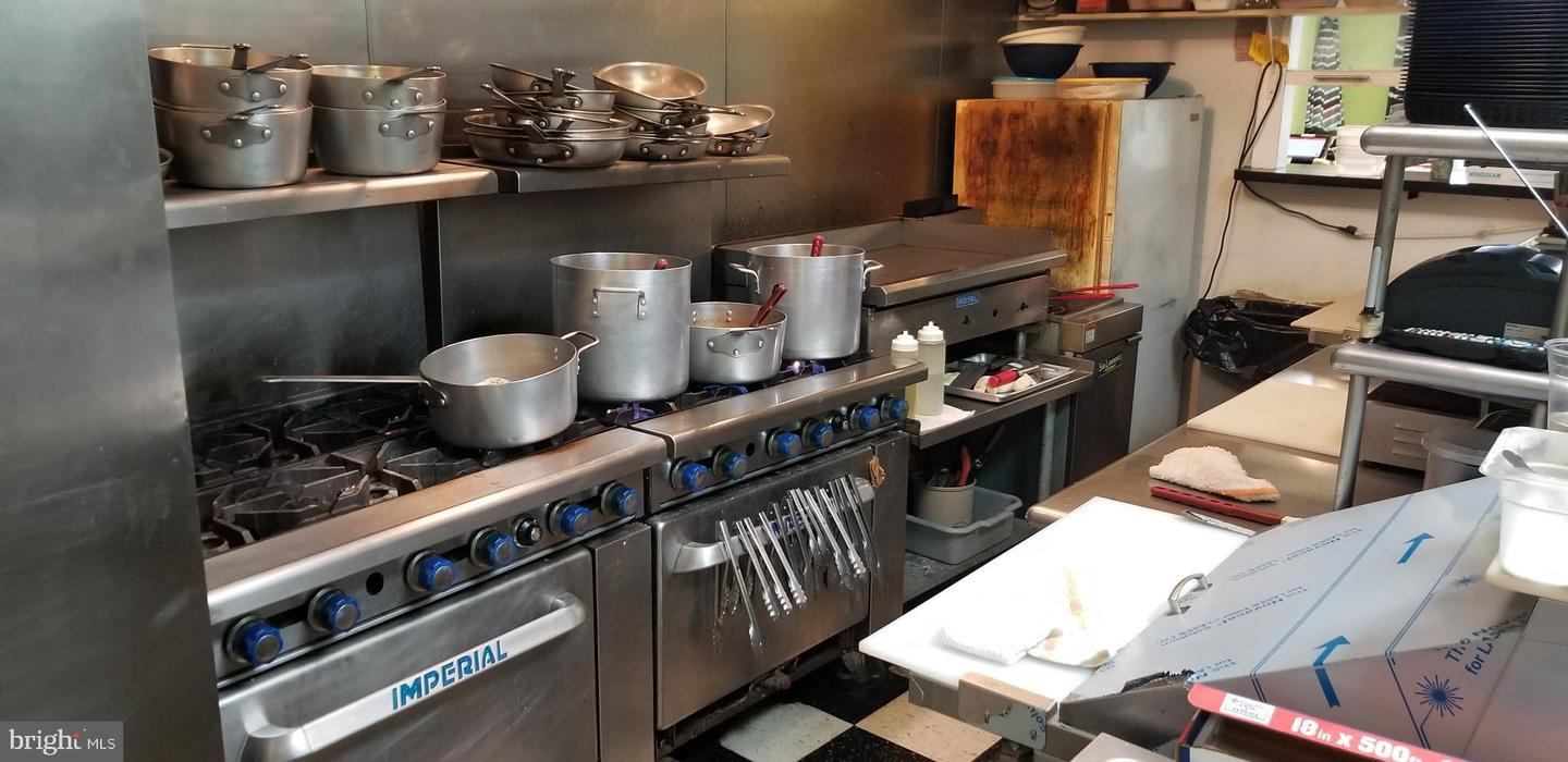 Full Restaurant for Sale in West Deptford, NJ, 1,800 SF - Thumbnail 1