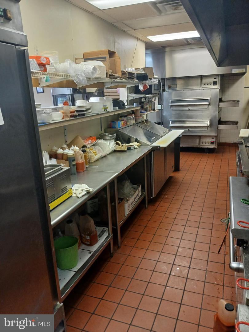 Full Restaurant for Sale in Lumberton Township, NJ, 1,800 SF - Thumbnail 2