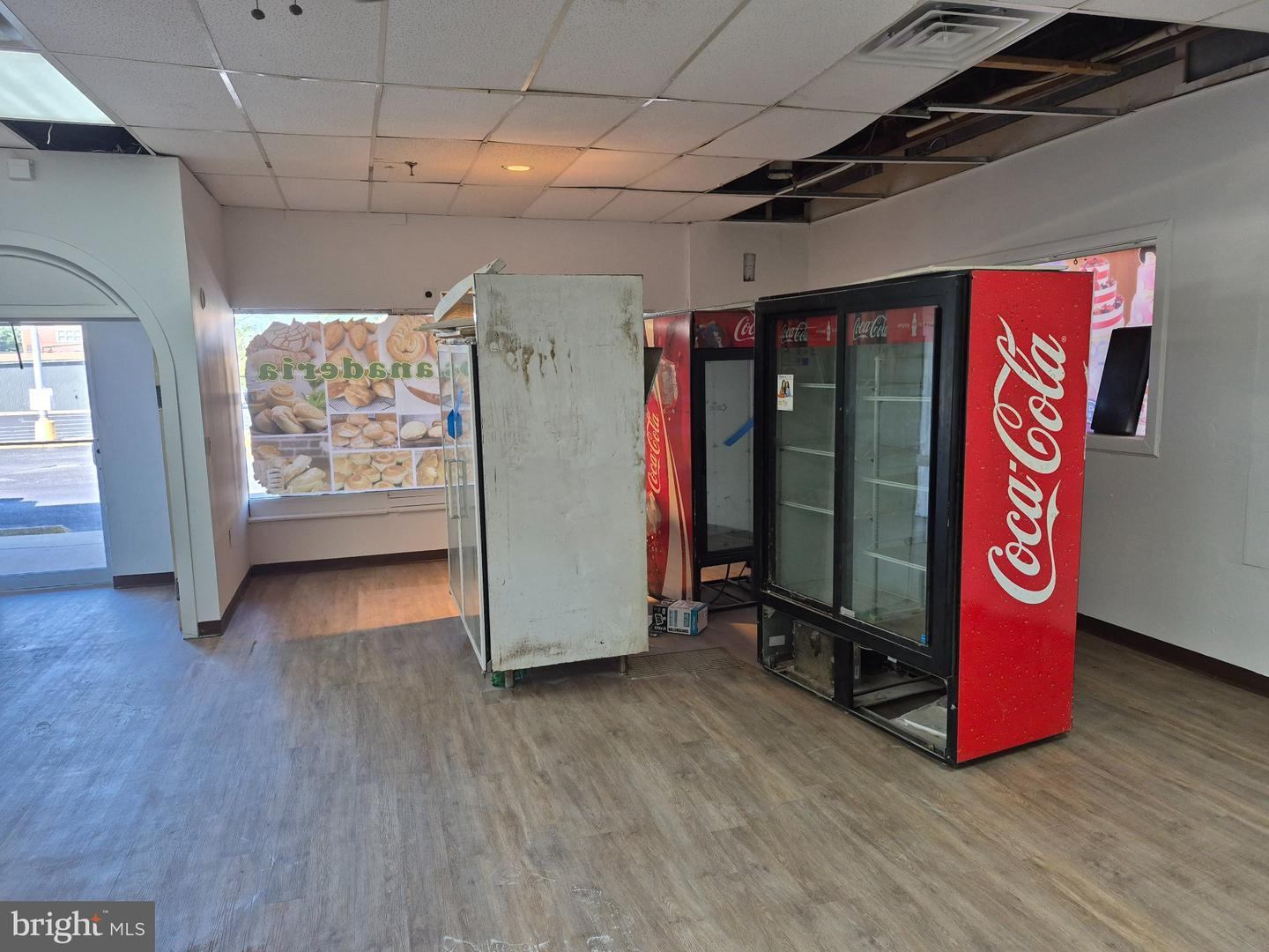 Full Restaurant for Lease in Clementon, NJ, 3,000 SF - Thumbnail 4