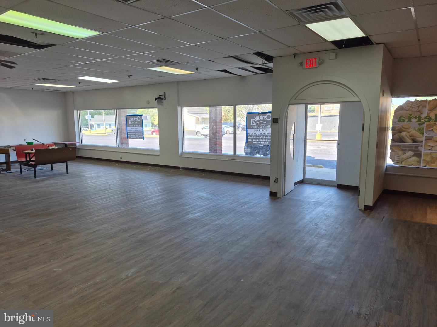 Full Restaurant for Lease in Clementon, NJ, 3,000 SF - Thumbnail 3