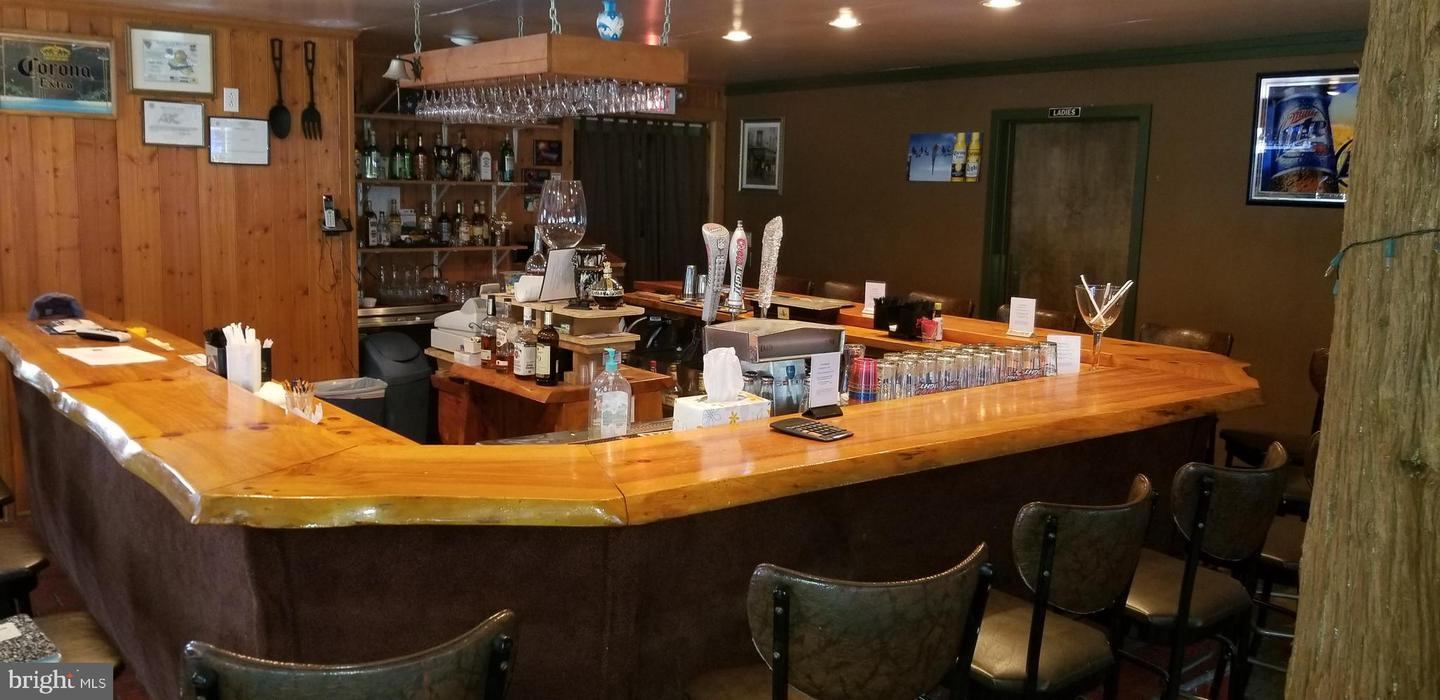 Full Restaurant for Sale in Weymouth, NJ