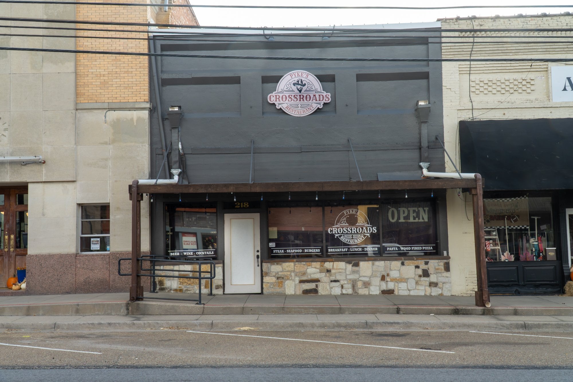 Full Restaurant for Lease in Winnsboro, TX