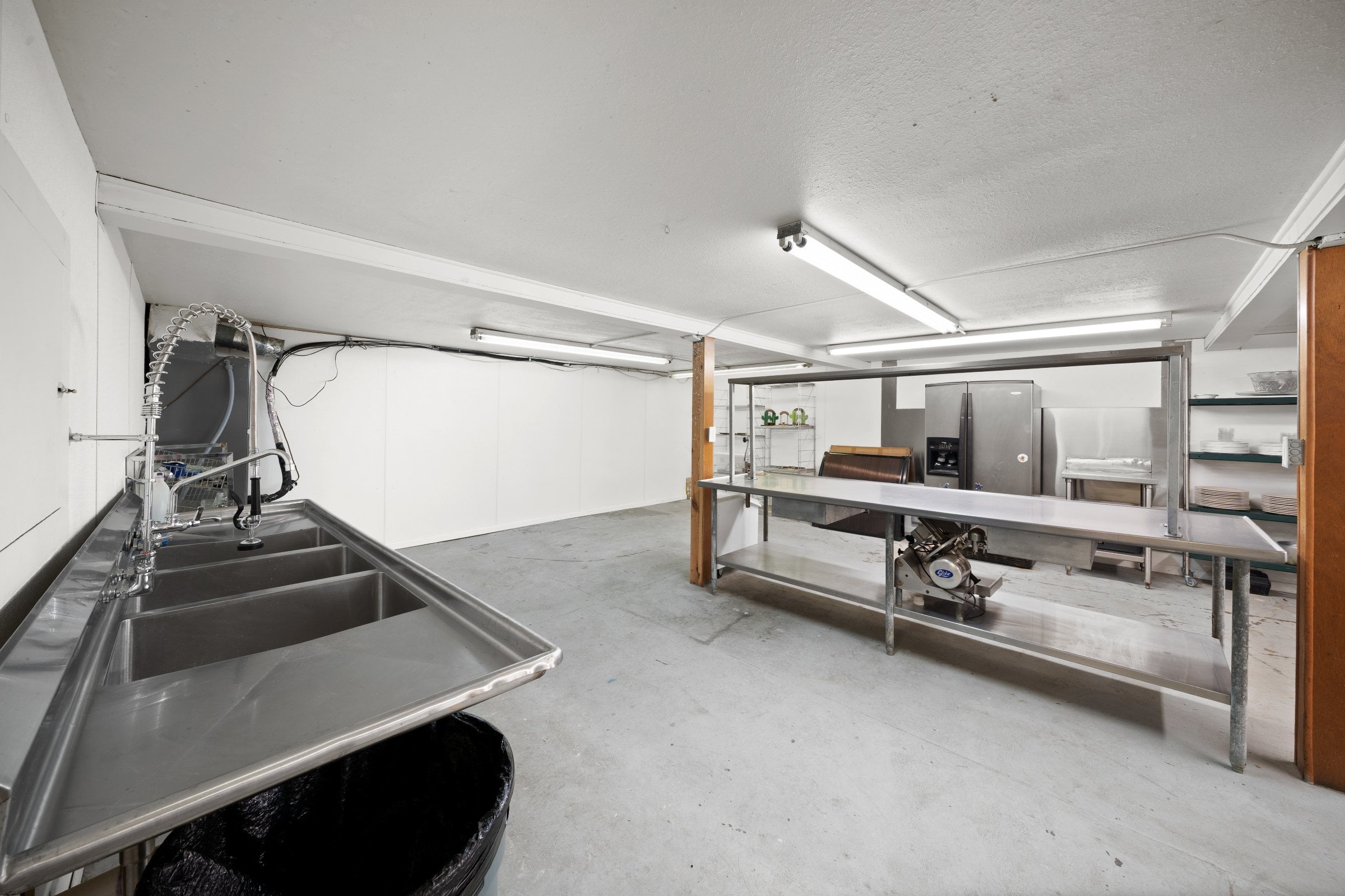 Non-Hooded Restaurant for Sale in Winnsboro, TX, 3,450 SF - Thumbnail 5