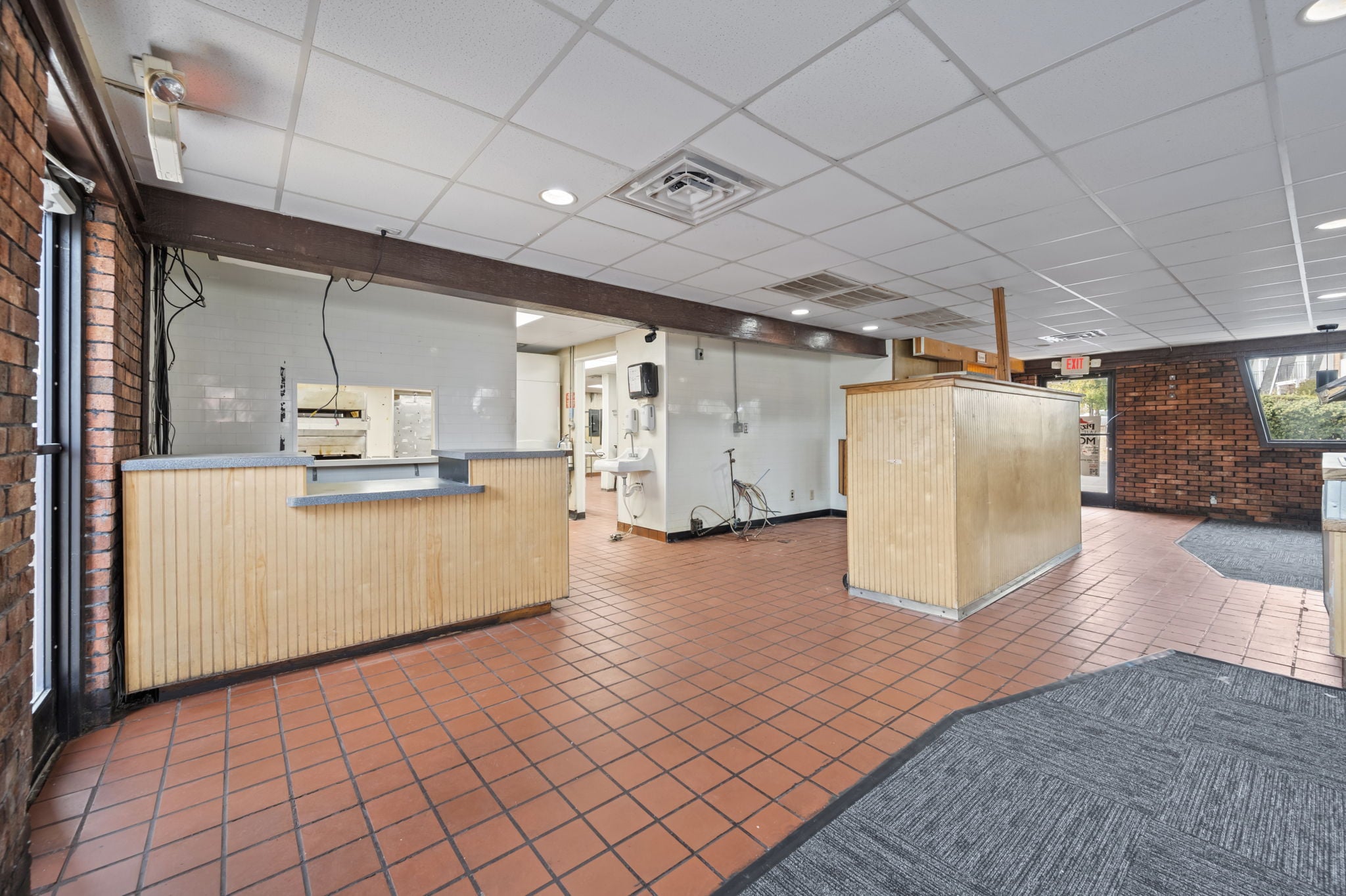 Full Restaurant for Lease in Jacksonville, NC – 2,520 SF - Thumbnail 3
