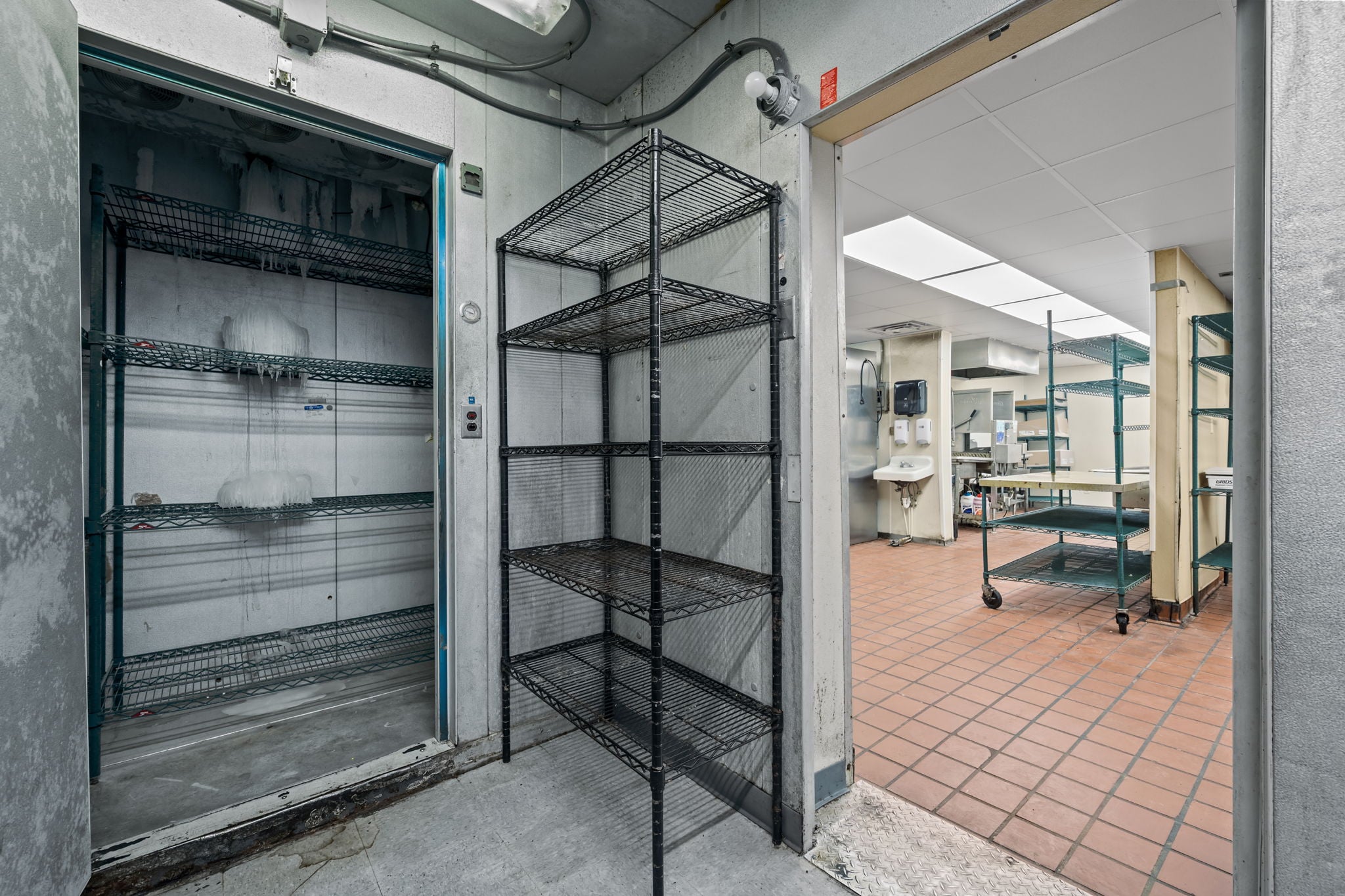 Full Restaurant for Lease in Jacksonville, NC – 2,520 SF