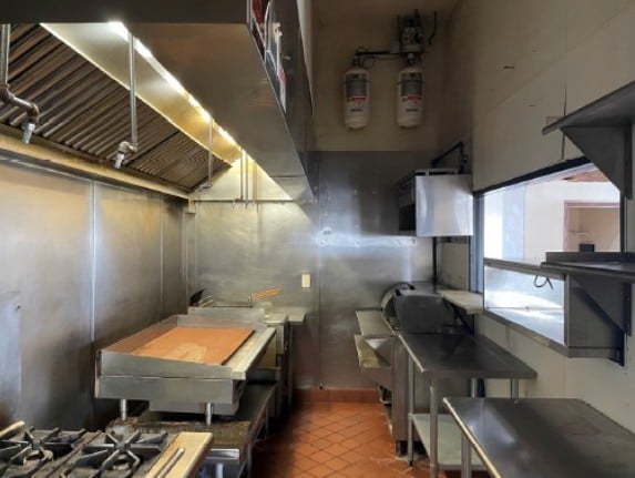 Drive Thru for Sale in Peotone, IL – 1,700 SF - Thumbnail 1