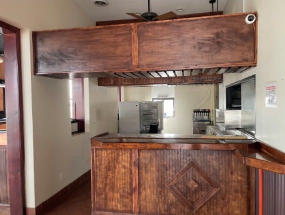 Drive Thru for Sale in Peotone, IL – 1,700 SF - Thumbnail 3