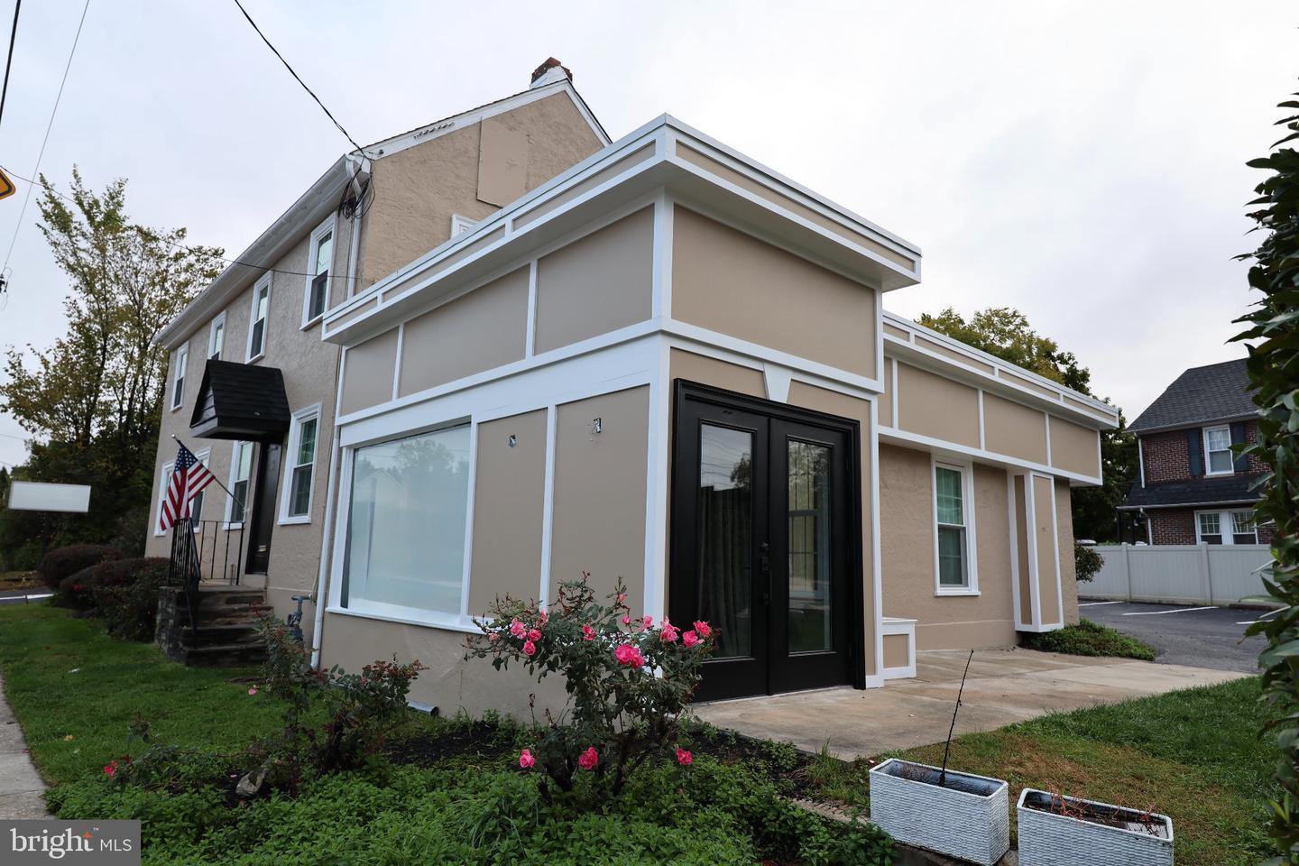 700 Bethlehem Pike - 1,863 SF First-Floor Restaurant - Image 1