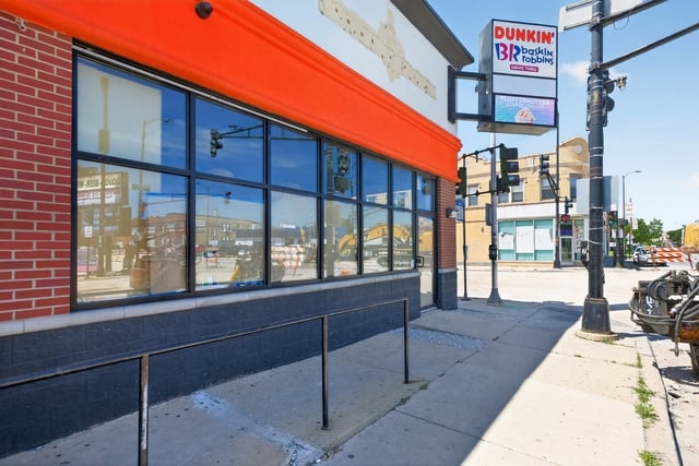 Multi-Use Full Restaurant for Lease in Chicago, IL, 1,086 SF