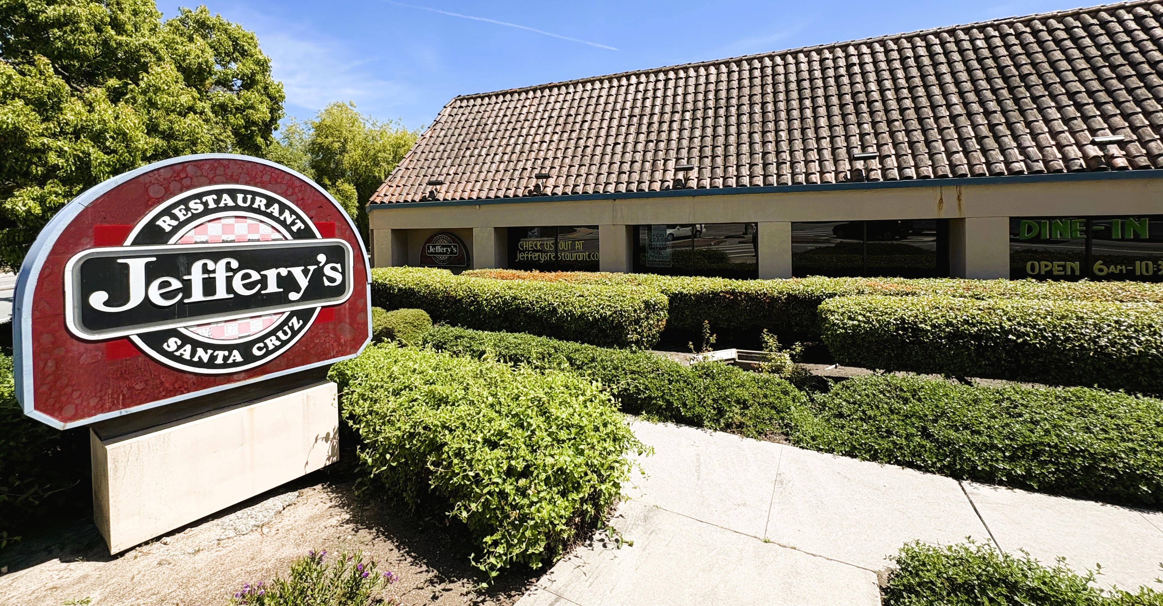 Full Restaurant for Lease in Santa Cruz CA - Image 1