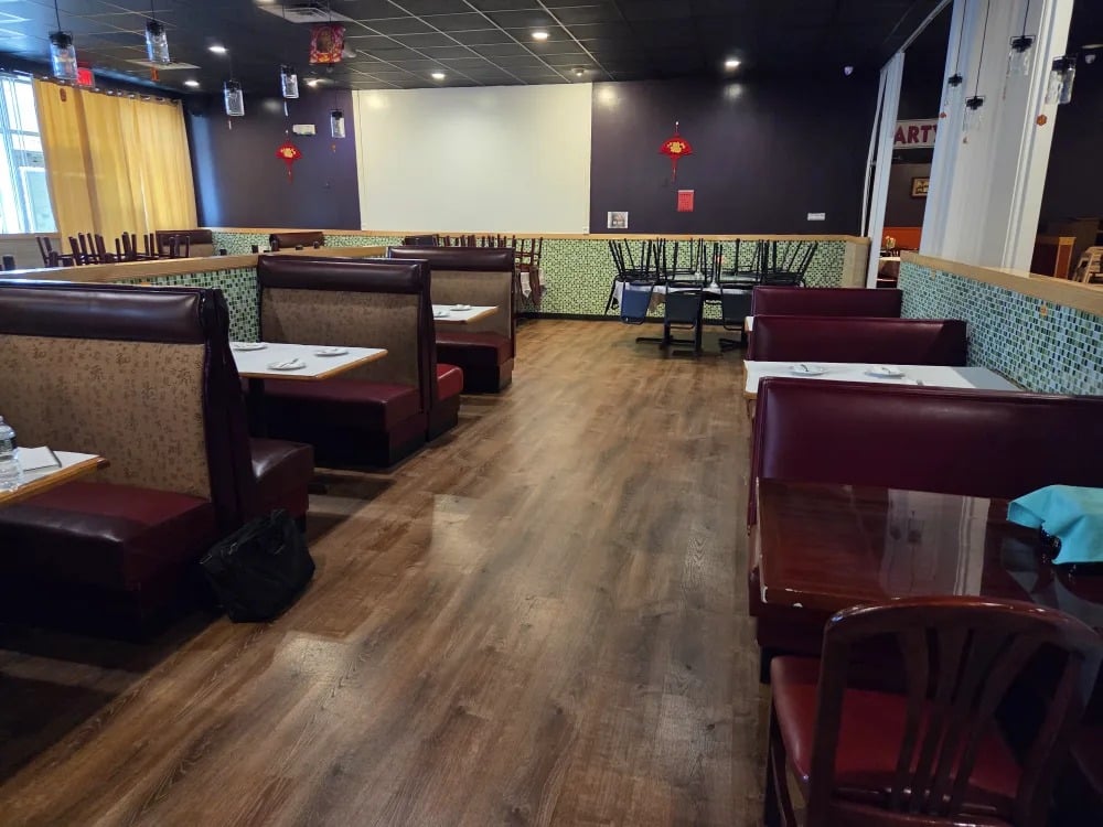 Ithaca, NY - Full Service Restaurant