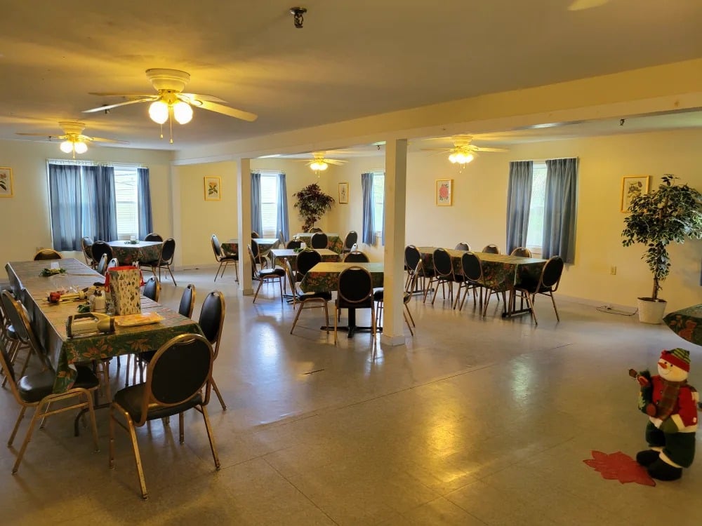 McLean, New York - Historic Inn - Thumbnail 3