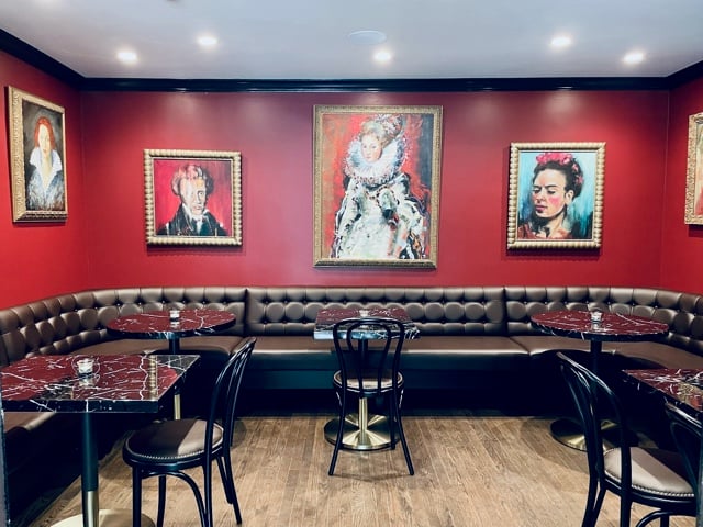 Prime Restaurant Opportunity in Highwood