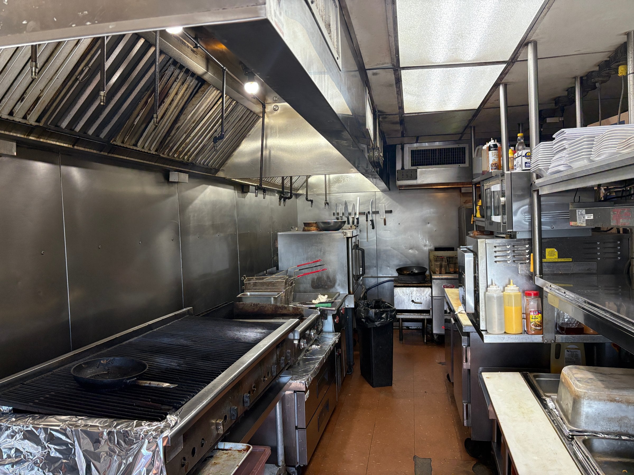 Established Bar & Restaurant For Sale - Thumbnail 5