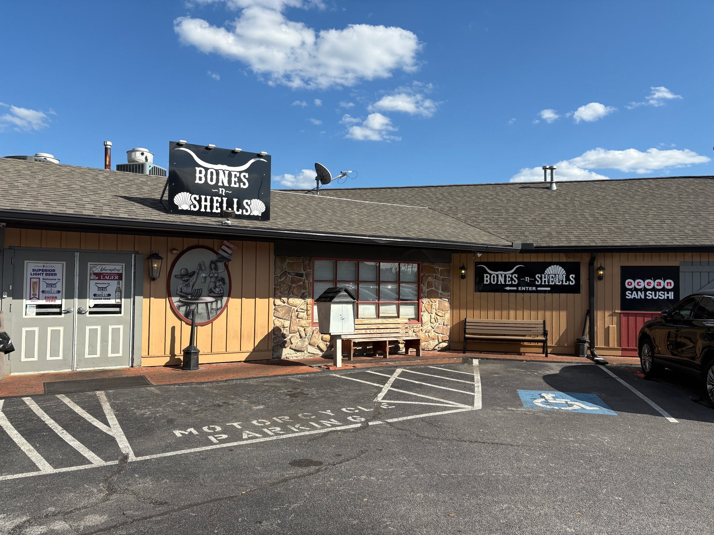 Established Bar & Restaurant For Sale - Image 1