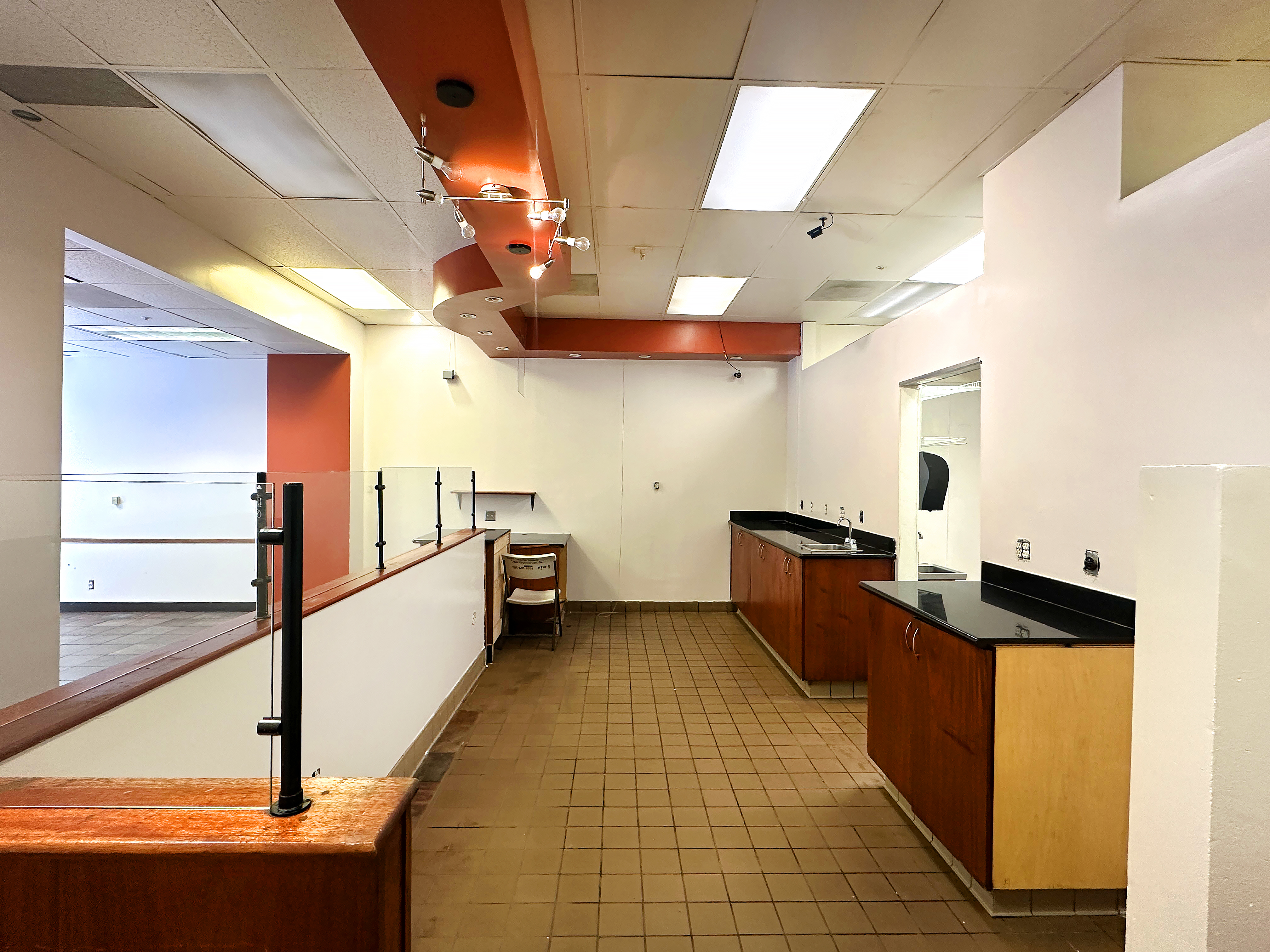 Non Hooded for Lease in San Francisco CA - Thumbnail 2