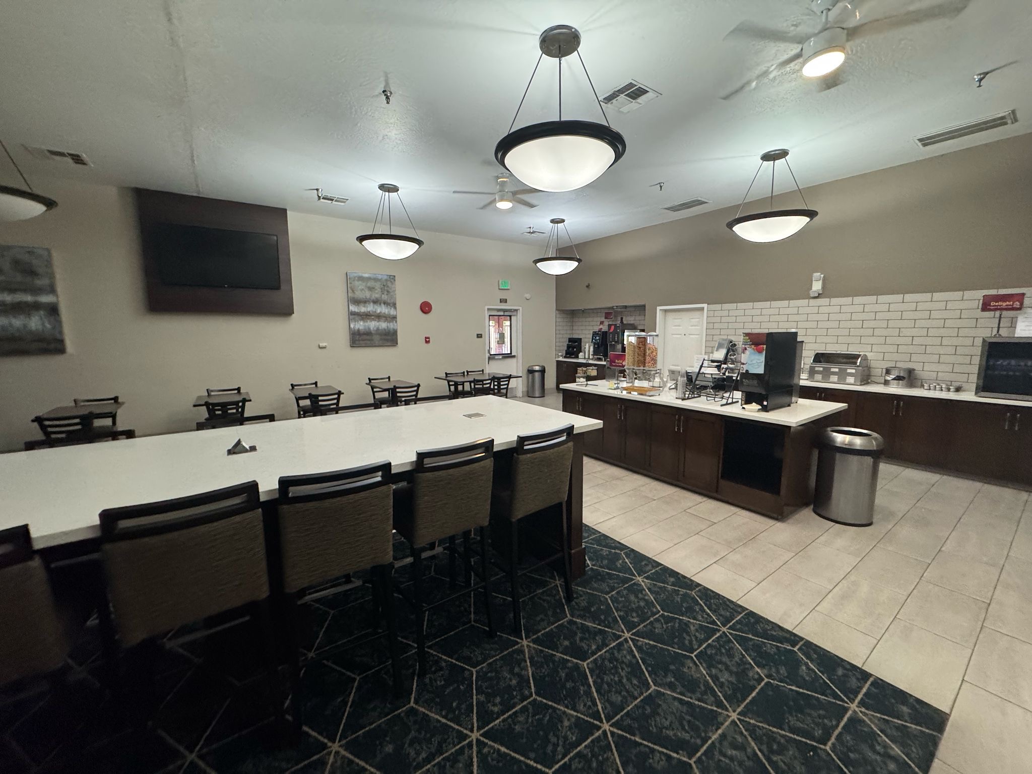 Full Restaurant for Lease in Manteca CA - Thumbnail 4