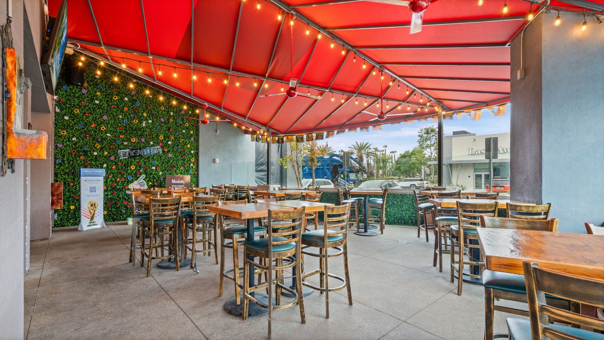Established and Profitable Mexican Restaurant in High Traffic Location - Thumbnail 4