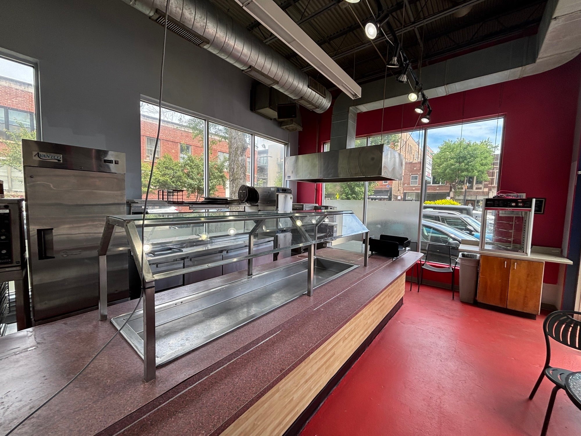 Bucktown Second Gen Restaurant Space - Thumbnail 3