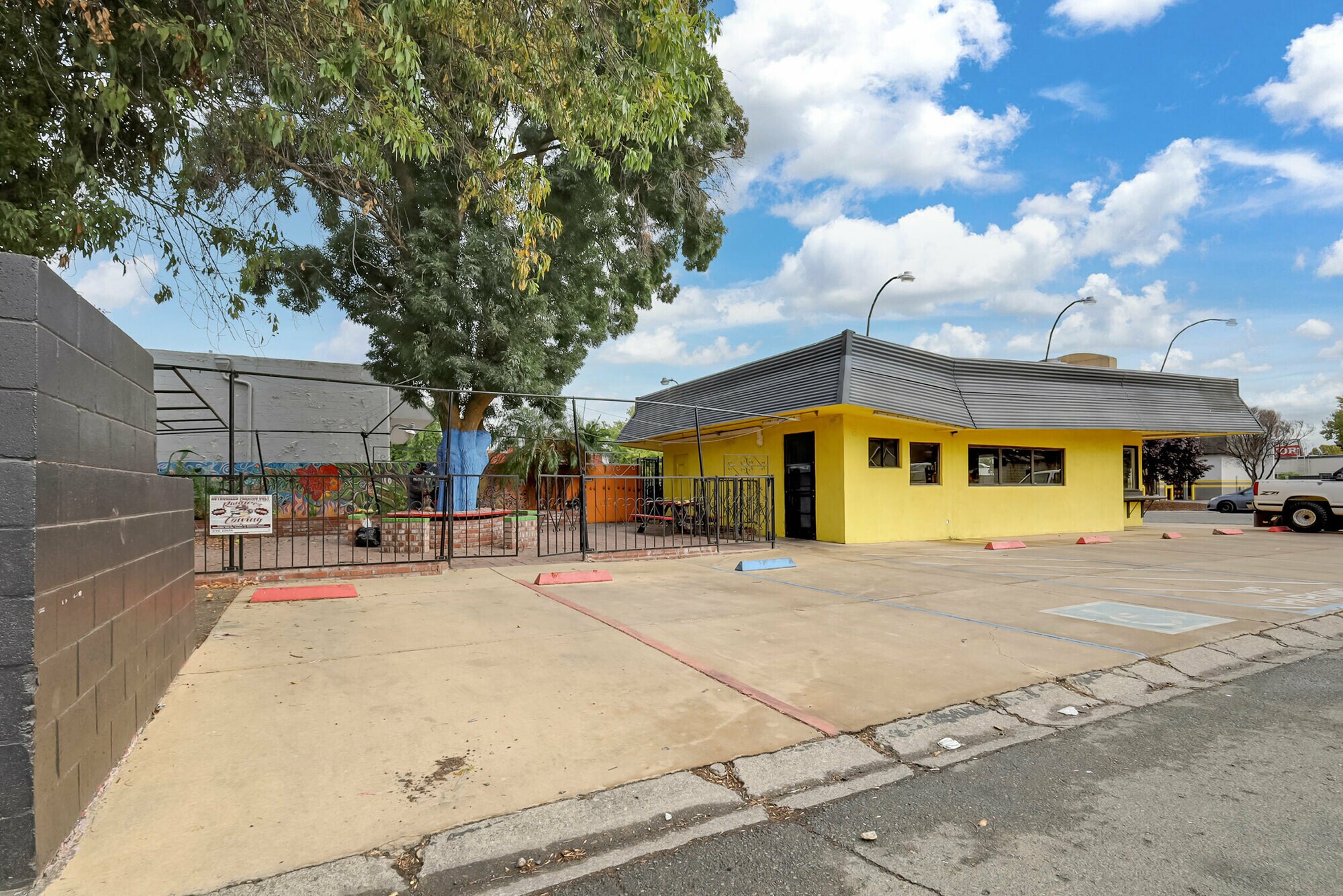 Fast Casual for Lease in Yuba City CA - Thumbnail 3