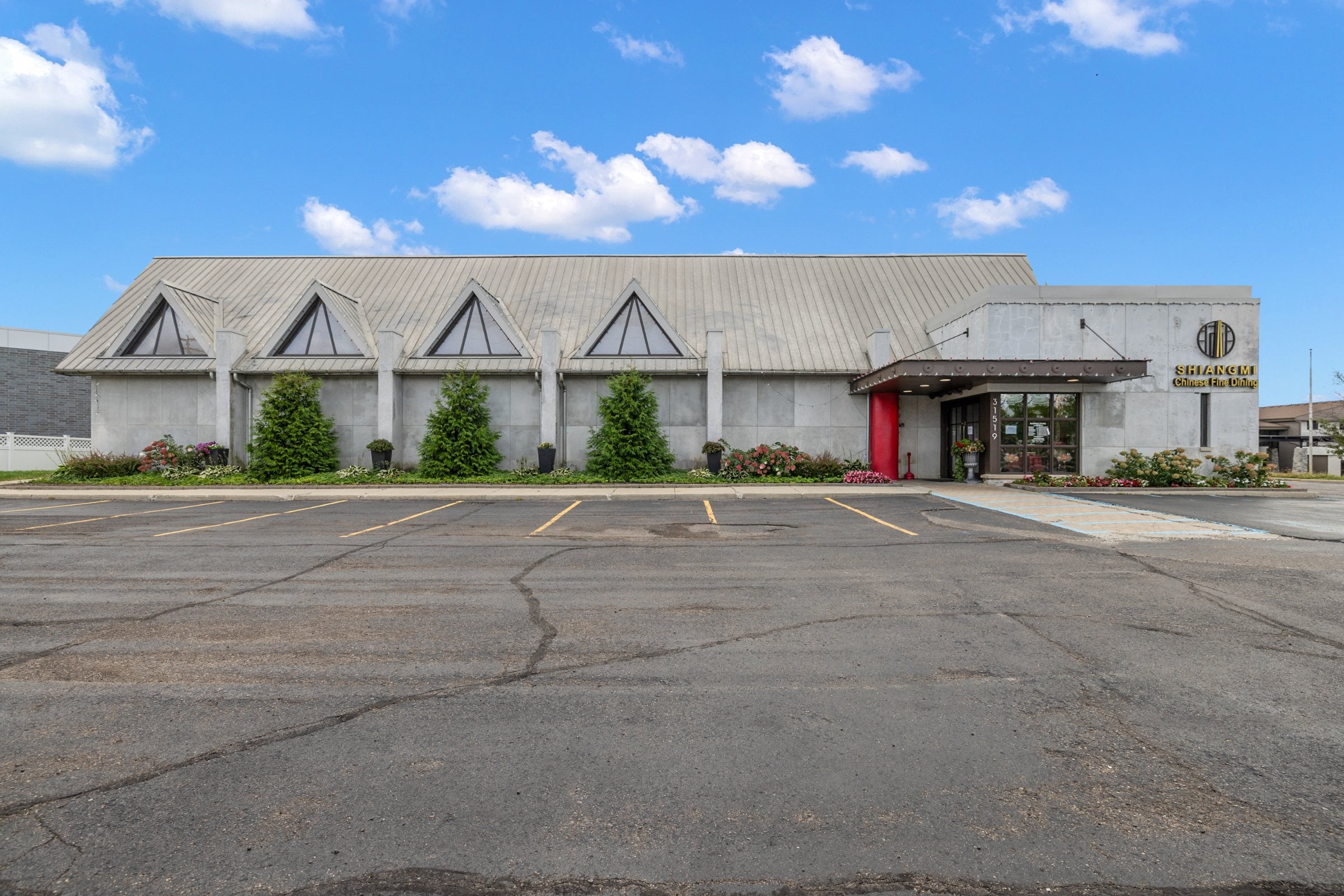 Restaurant Building For Sale - Thumbnail 4