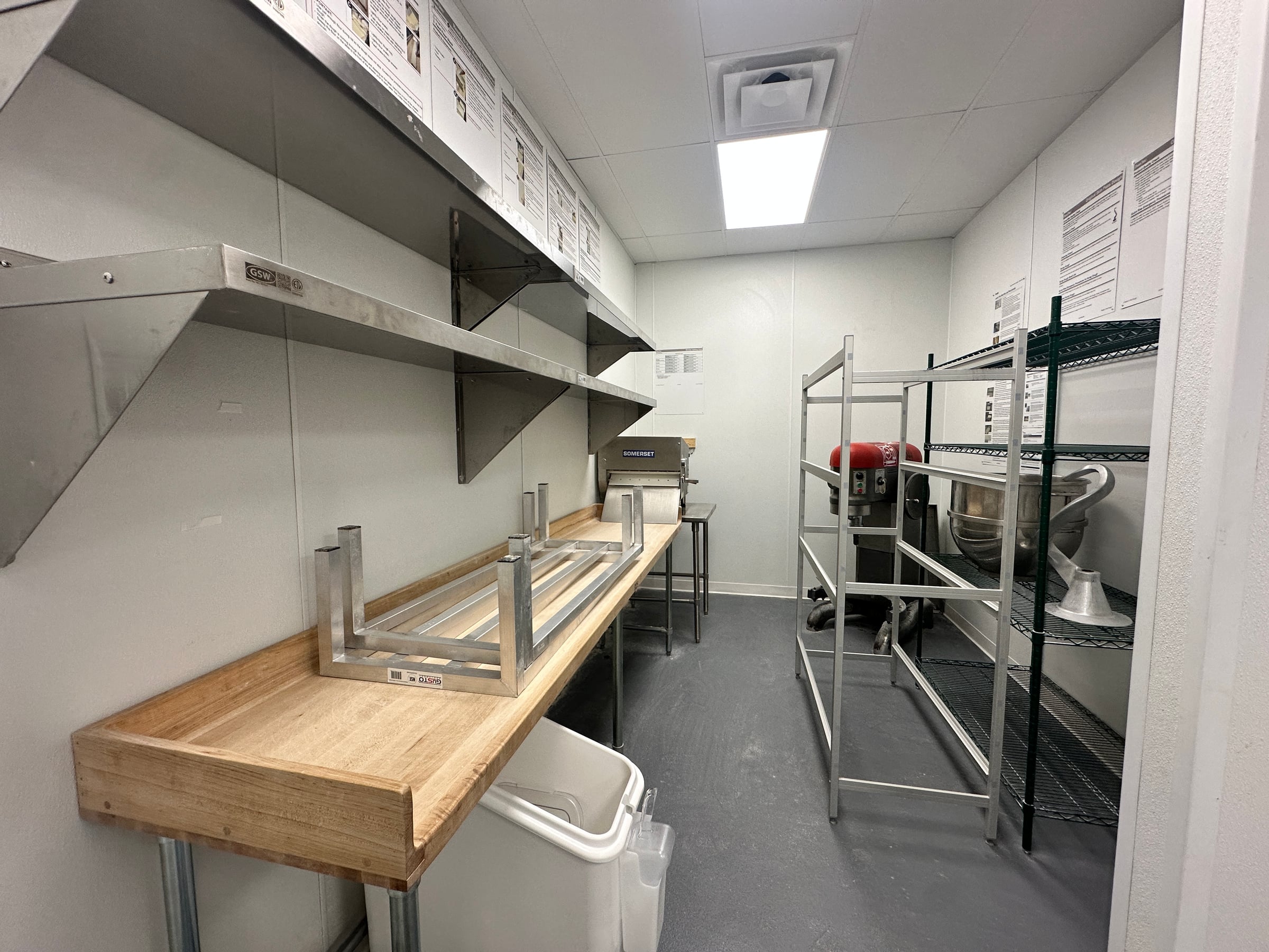 Restaurant for Lease - Thumbnail 2