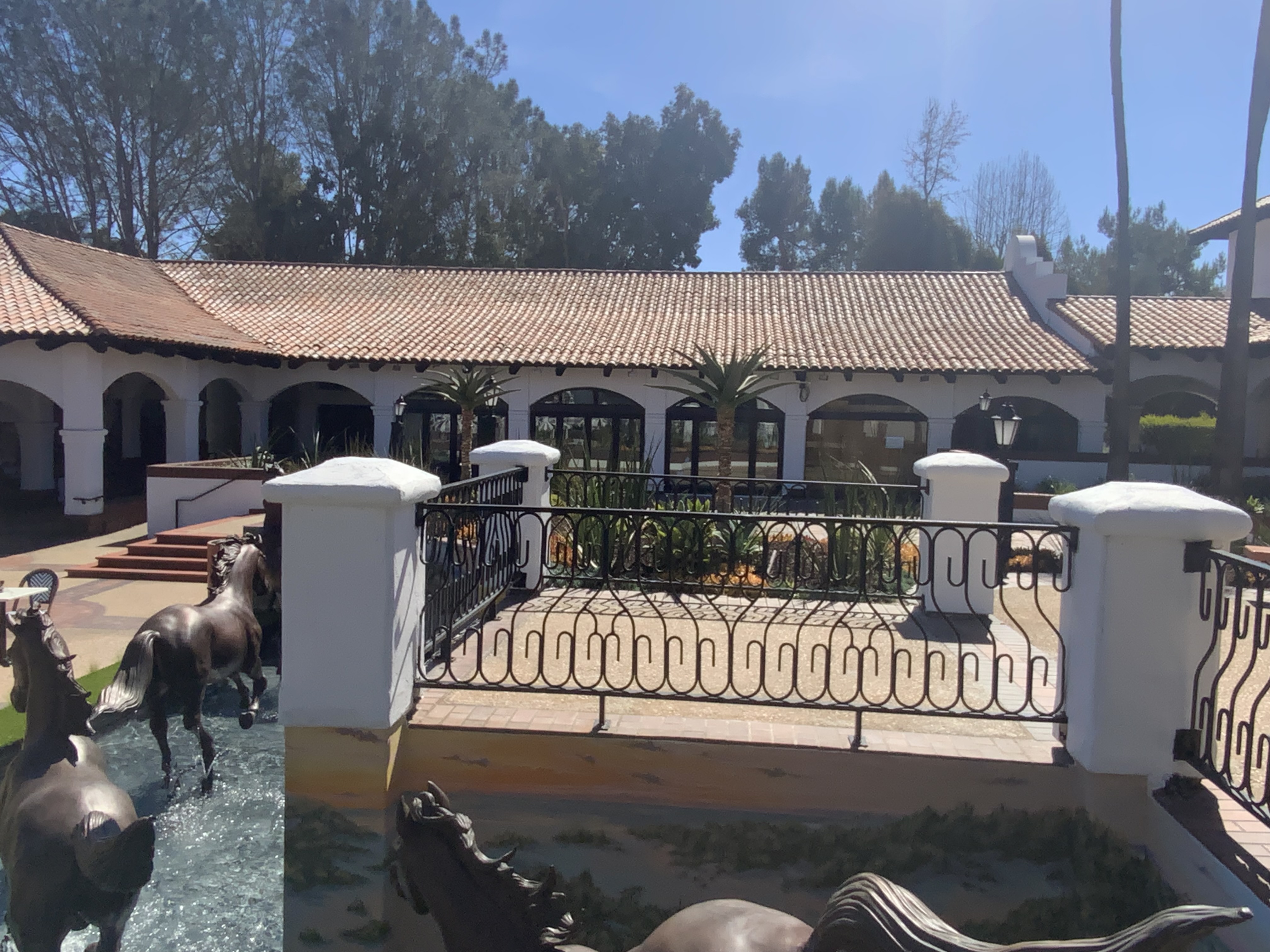 The Ranch at Rancho Santa Fe - 2nd Gen Restaurant Space at one of the wealthiest intersections in San DiegoD - Thumbnail 5