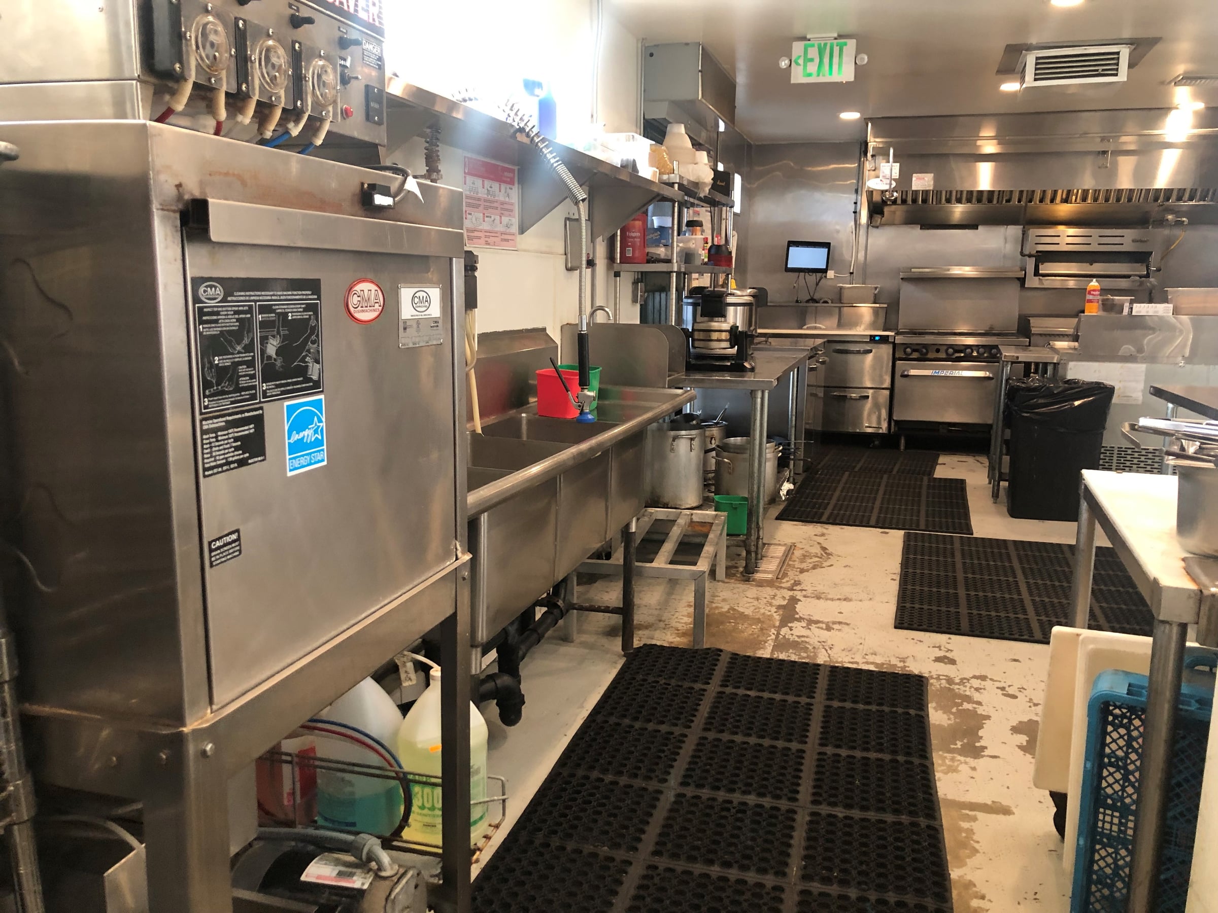 Full Restaurant for Sale in Los Angeles CA - Thumbnail 2