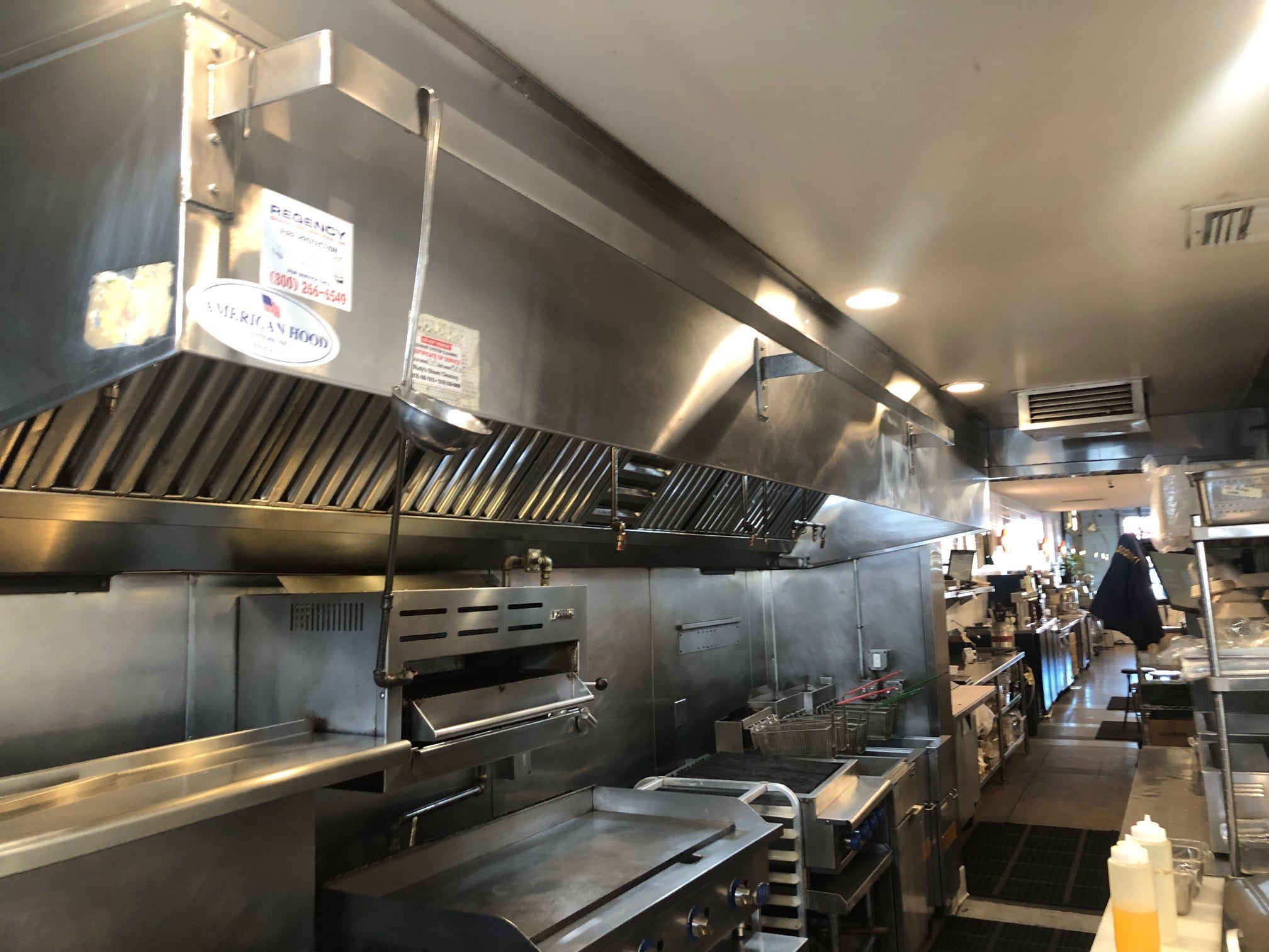 Full Restaurant for Sale in Los Angeles CA - Thumbnail 1