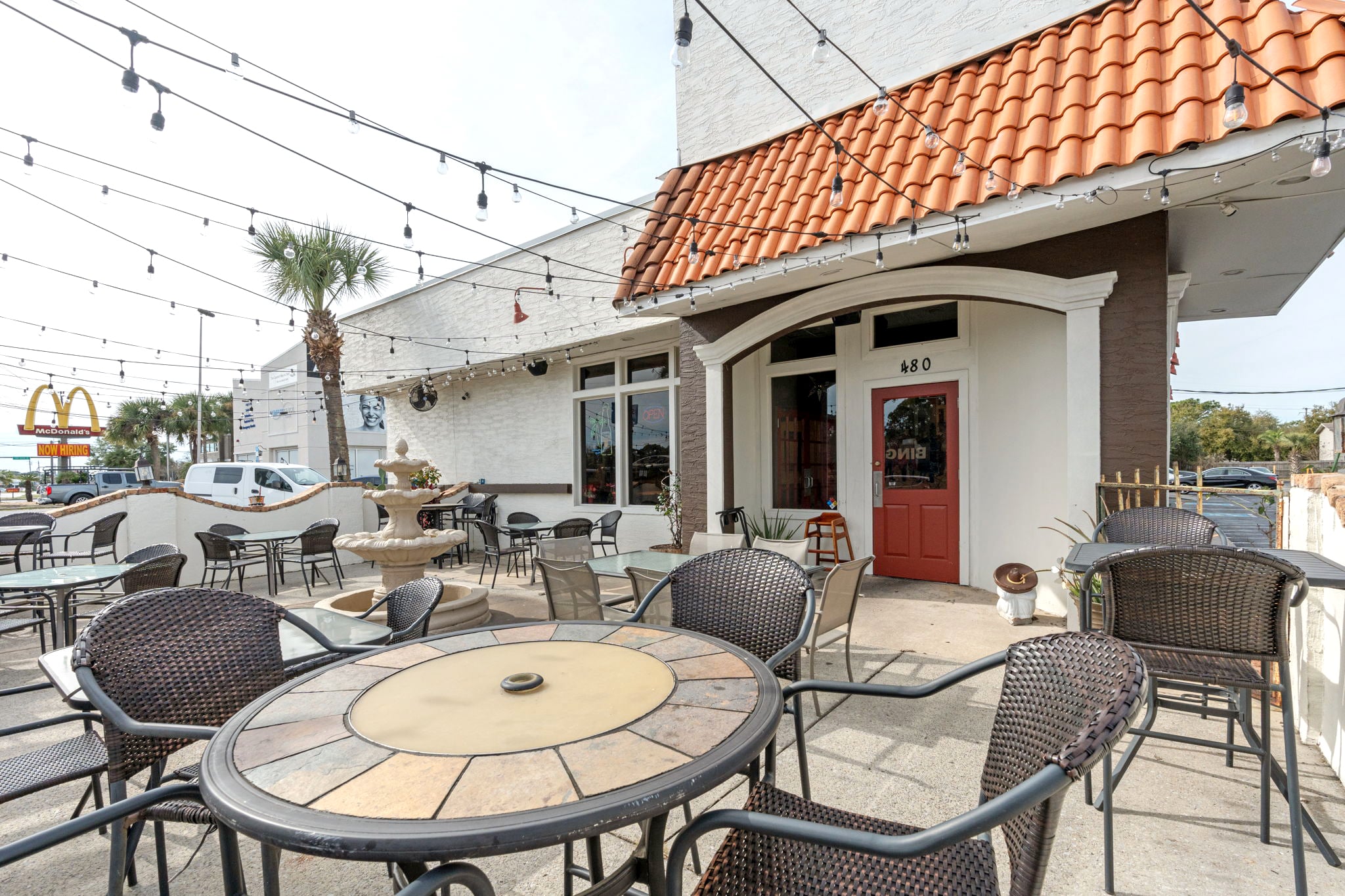 Full Restaurant for Lease in Mary Esther, FL, 5,144 SF - Thumbnail 3