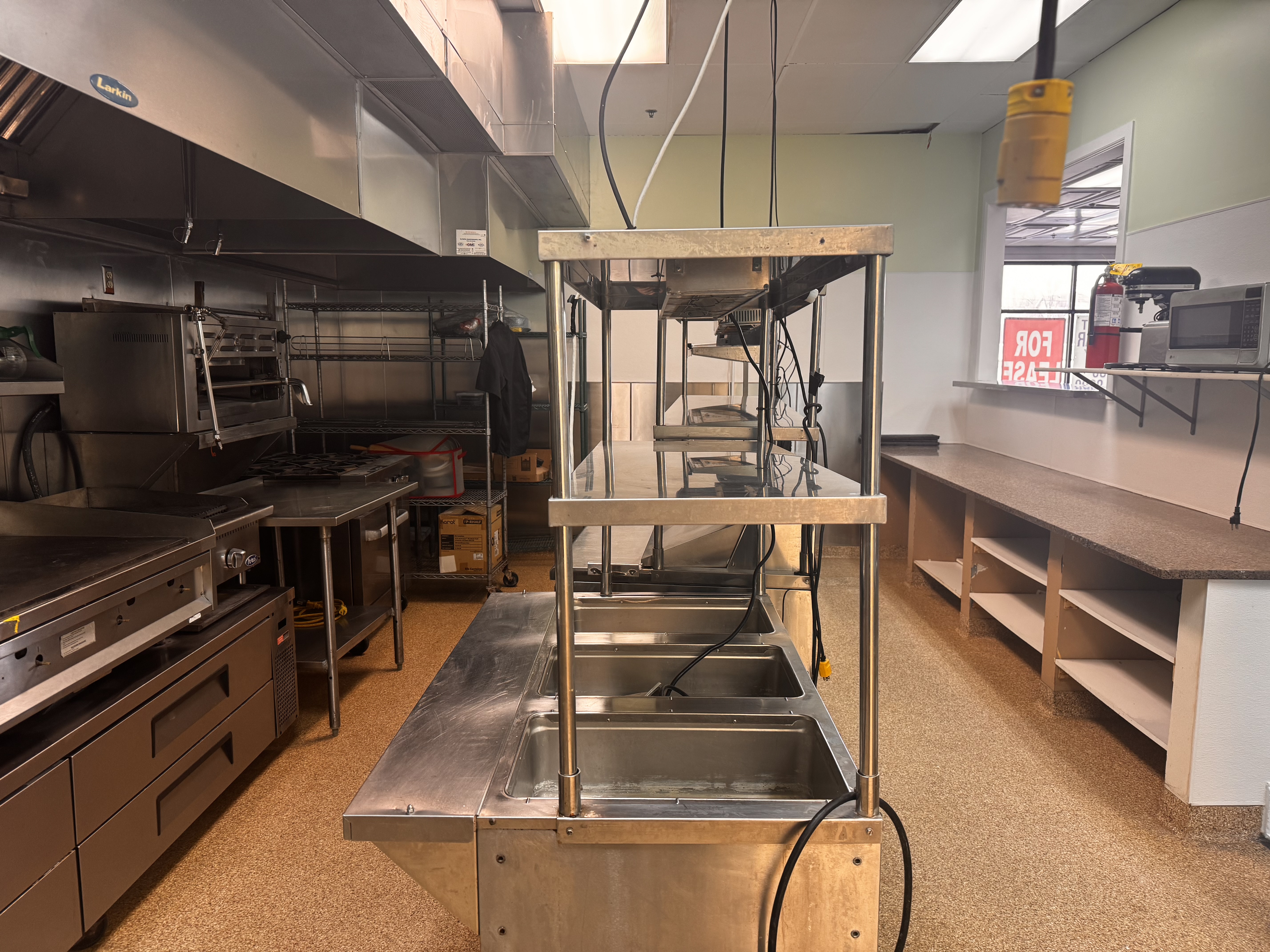 Turnkey Restaurant Space on busy Randall Road - Thumbnail 2