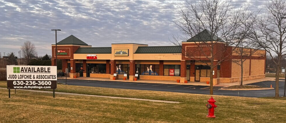 Turnkey Restaurant Space on busy Randall Road - Image 3