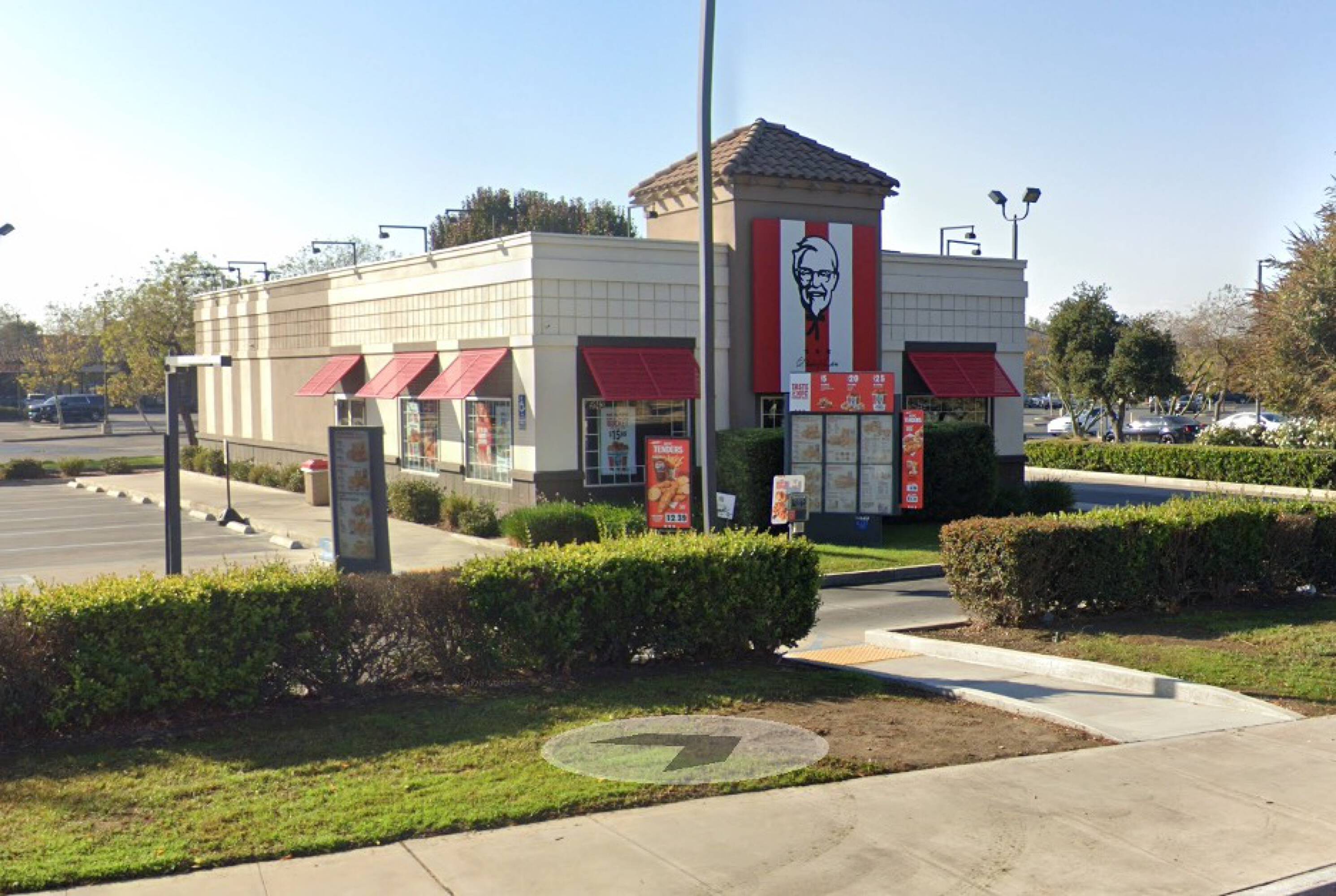 Drive Thru for Lease in Visalia CA - Image 2