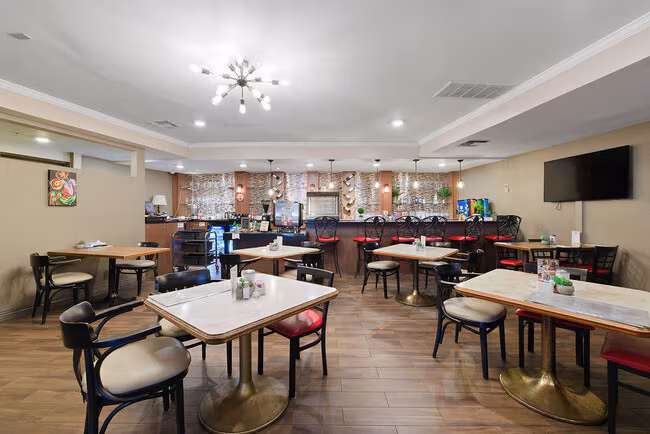 Full Restaurant for Lease in Burbank CA - Thumbnail 7