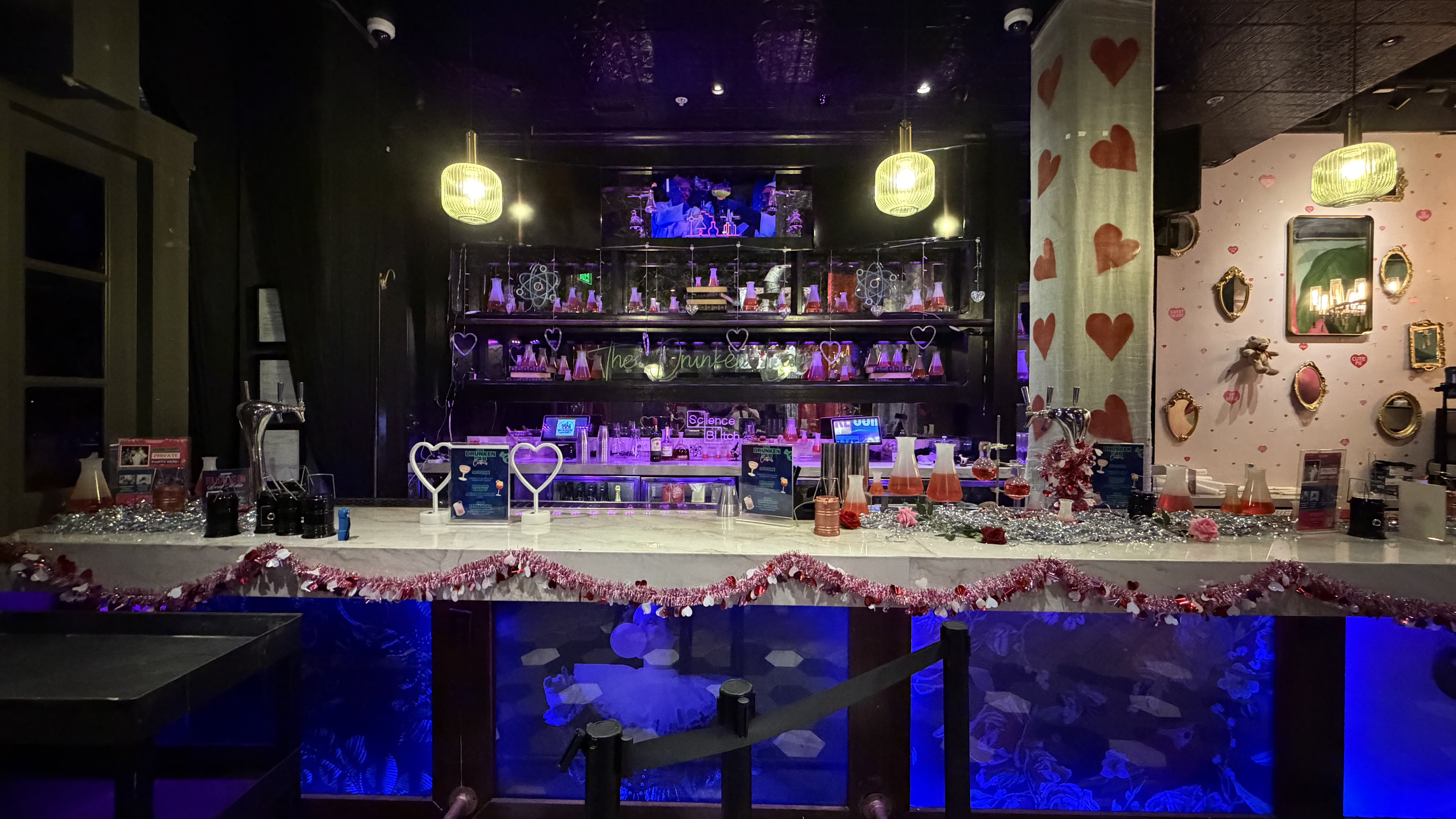 Fully Fixturized Bar/Restaurant in Los Angeles - Thumbnail 15