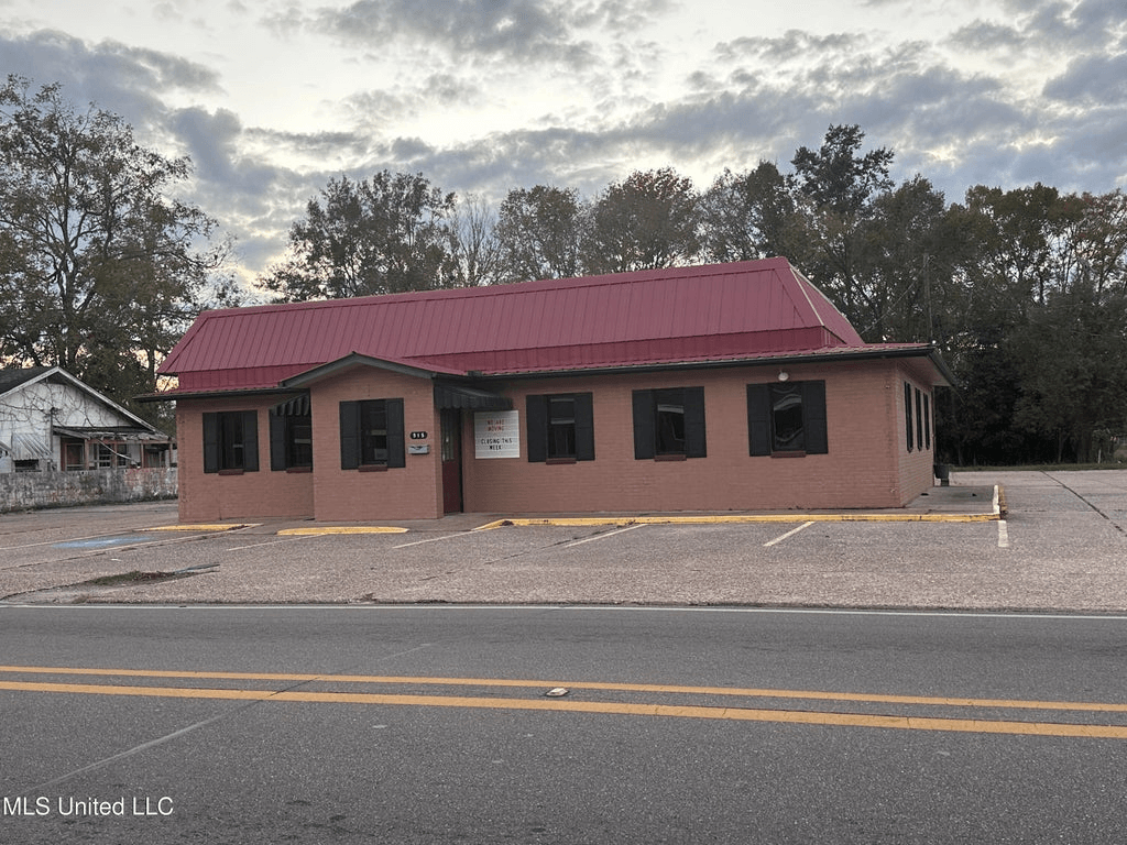 Full Restaurant for Sale in Columbia, MS, $175K - Image 6