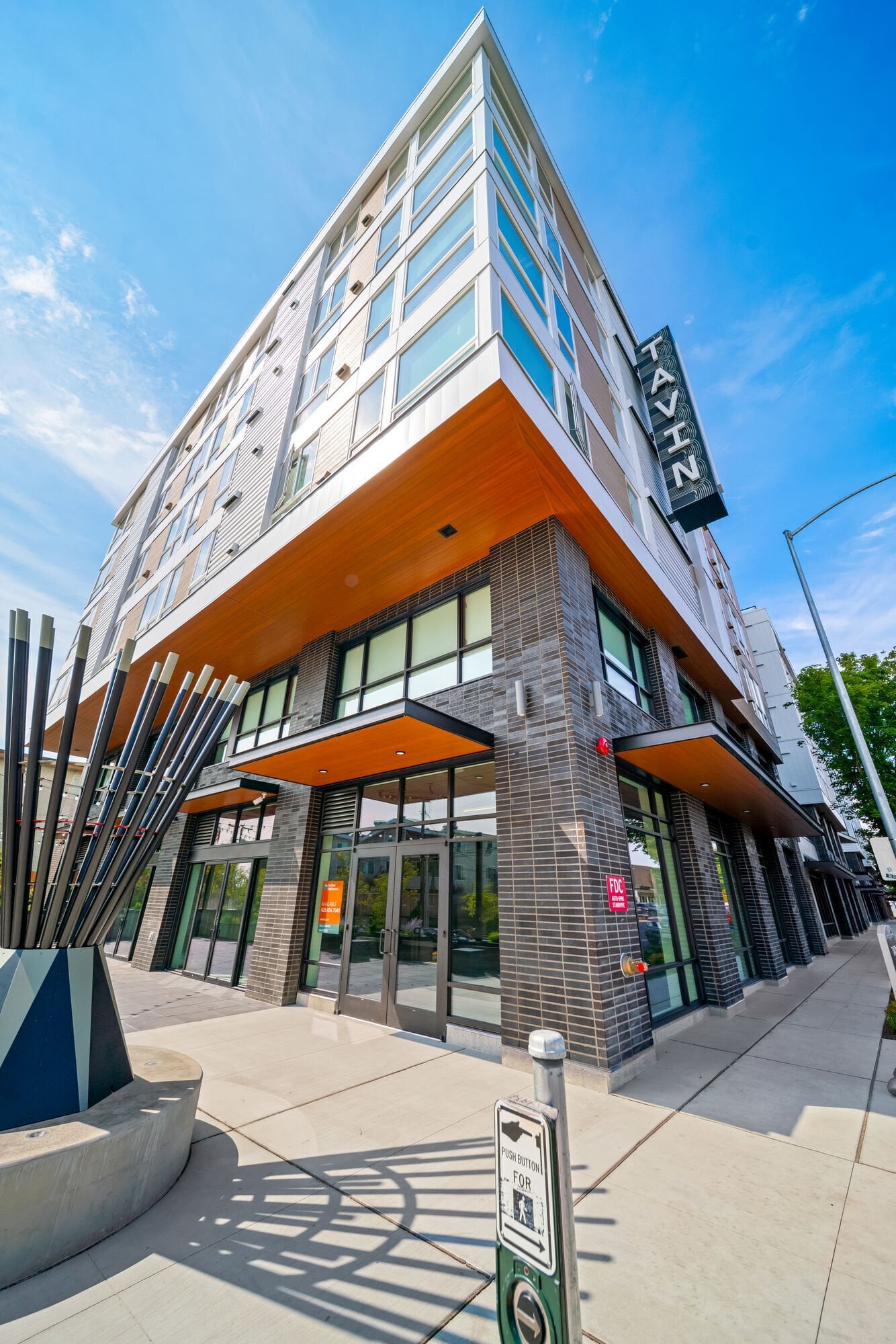 Restaurant Shell Space for Lease in Seattle, WA, 2,607 SF - Thumbnail 1