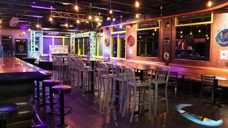 Multi-Use Bar & Lounge for Sale in Lapeer, MI, 4,500 SF - Thumbnail 3