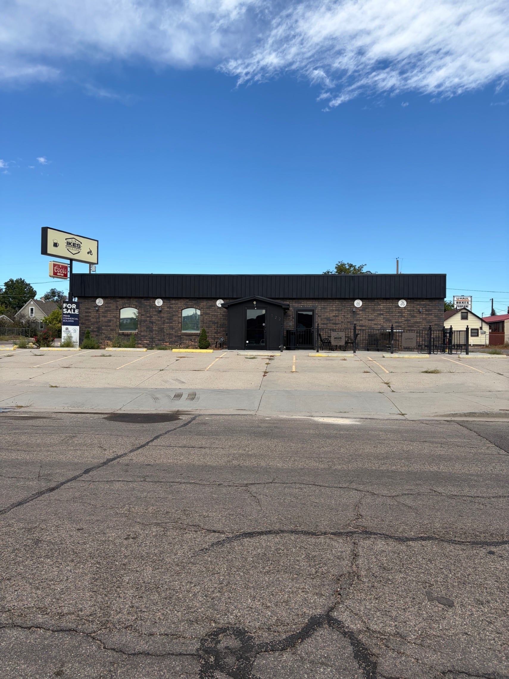 Restaurant with bar or without bar - Image 1